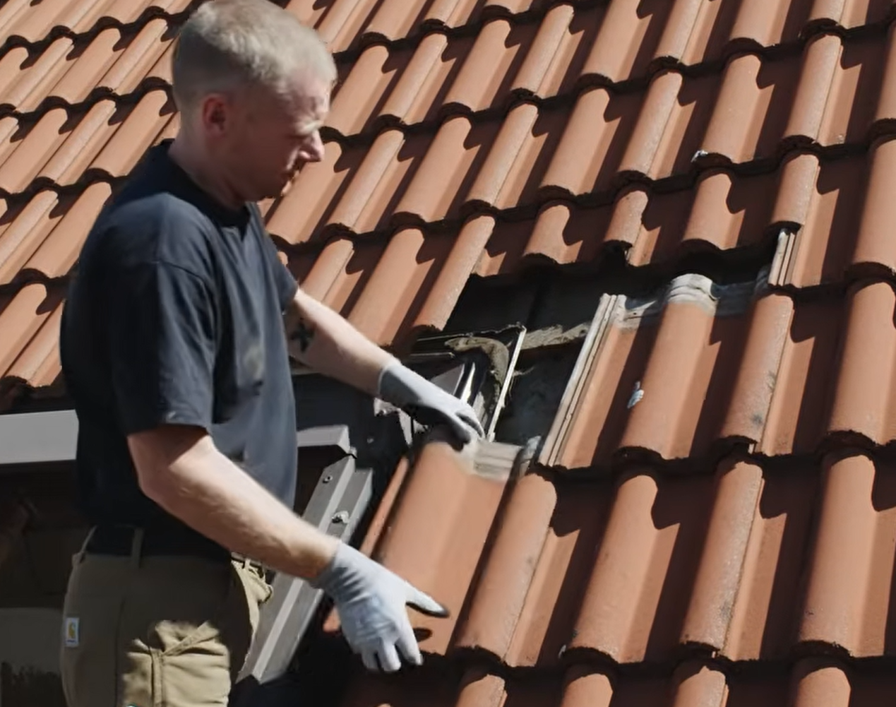 Dachfenster Dachziegel entfernen