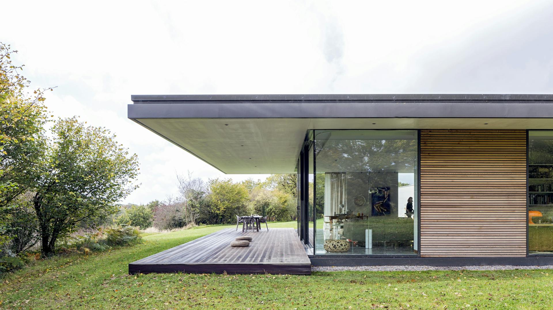 Haus mit großem Flachdach