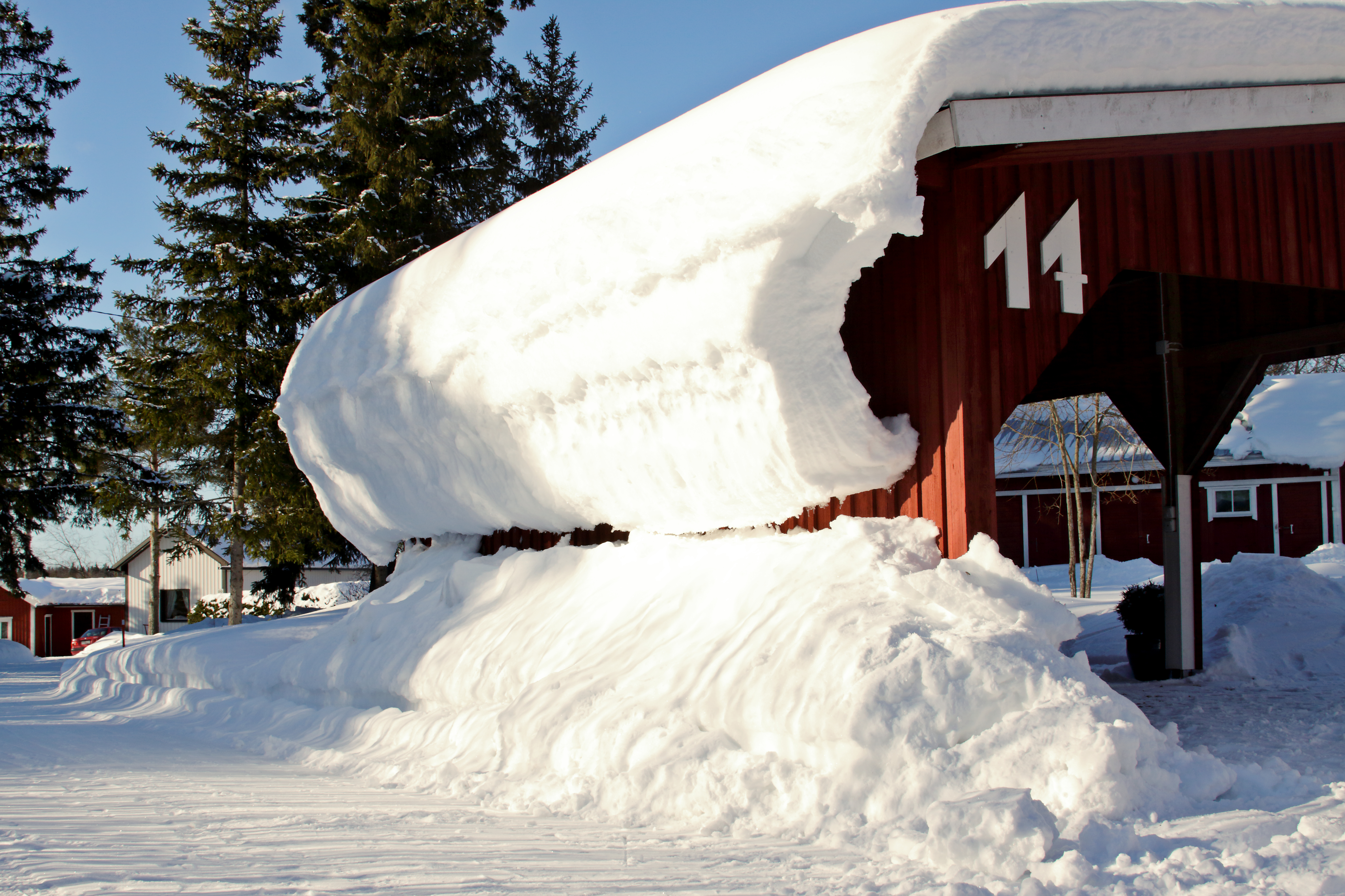 Carport unter Schnee
