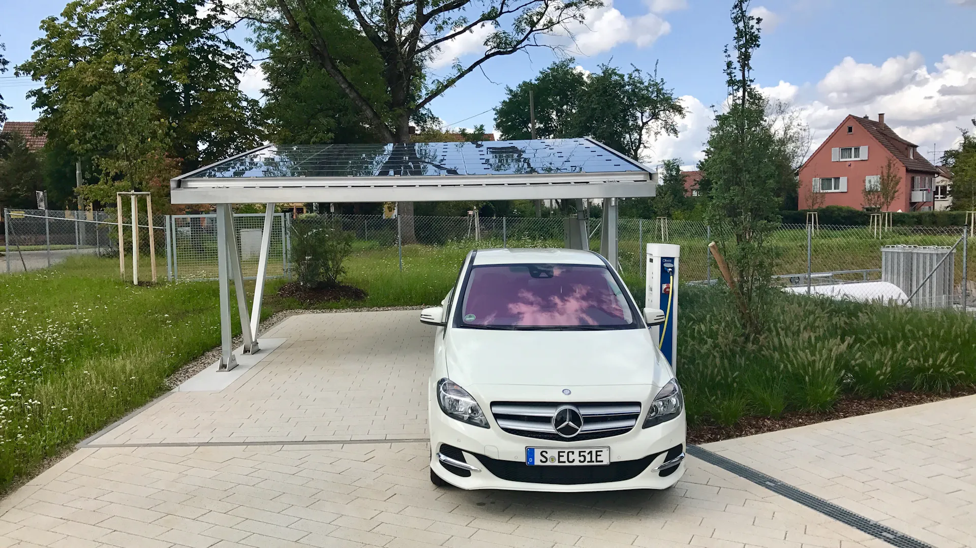 Solar-Carport
