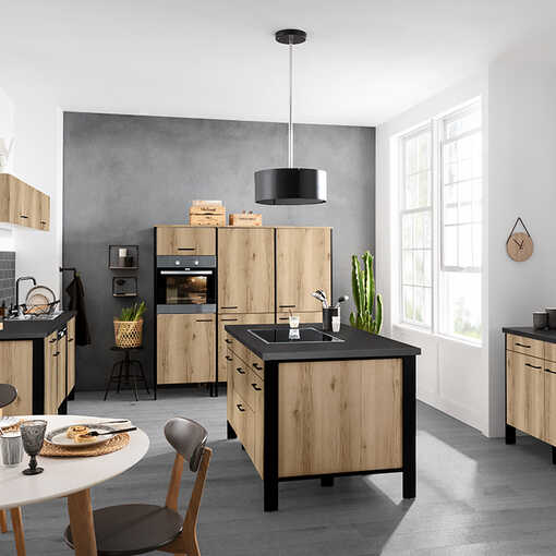 Kleine Küche im Industriestil