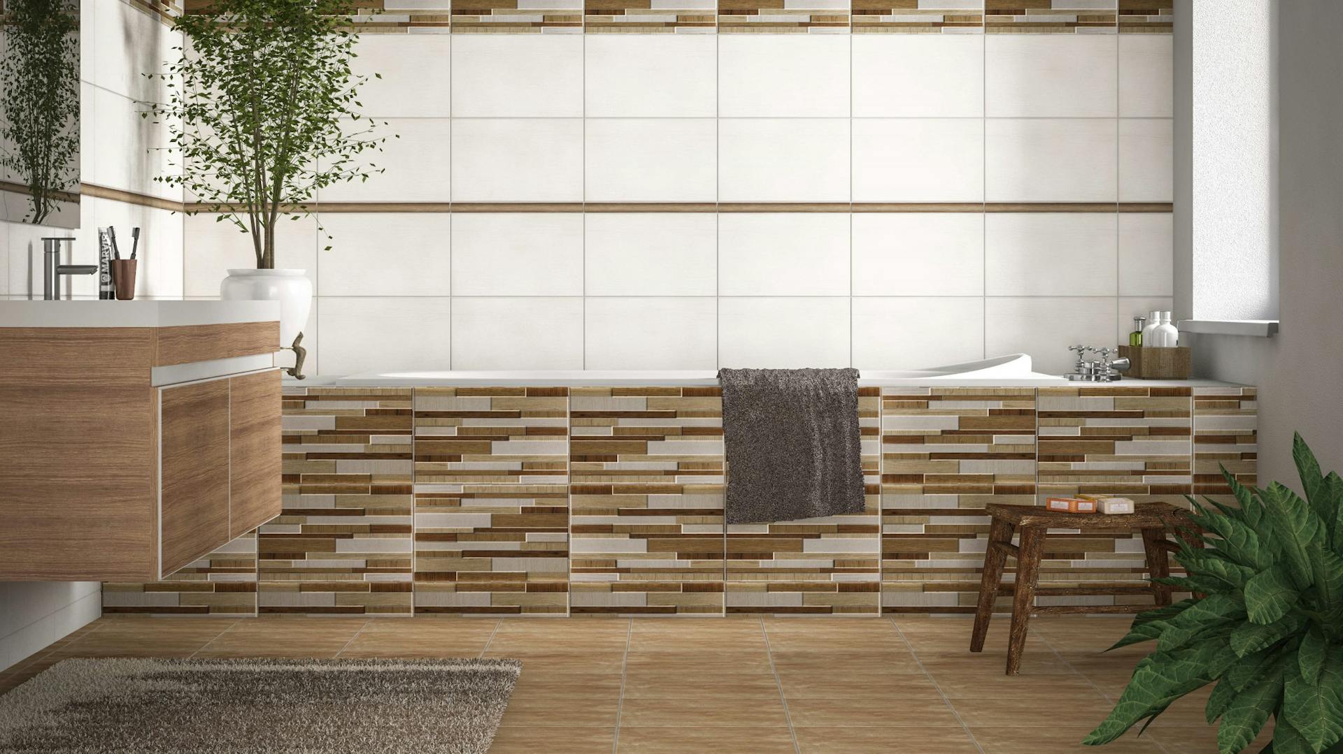 Das Bad wurde mit Fliesen in Holzoptik gefliest.