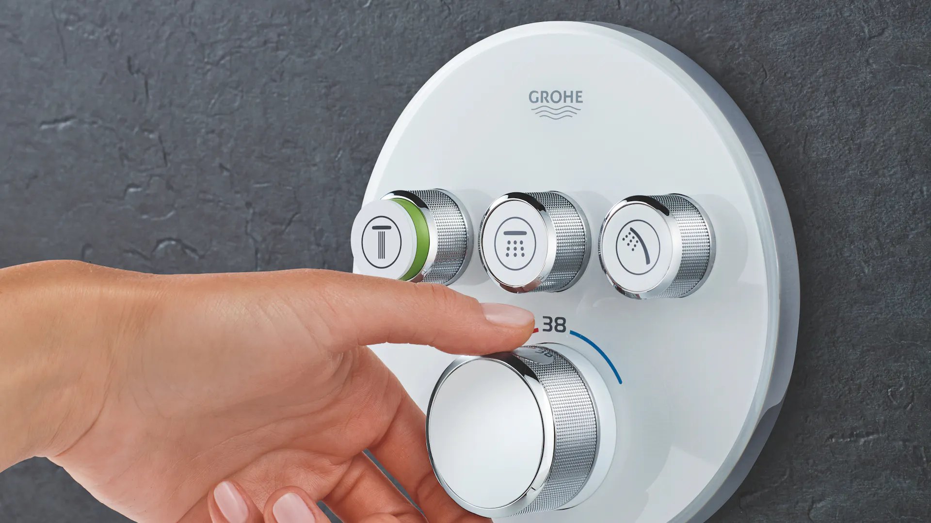 Ein Wannen- bzw. Dusch-Thermostat zur Temperaturregulation.