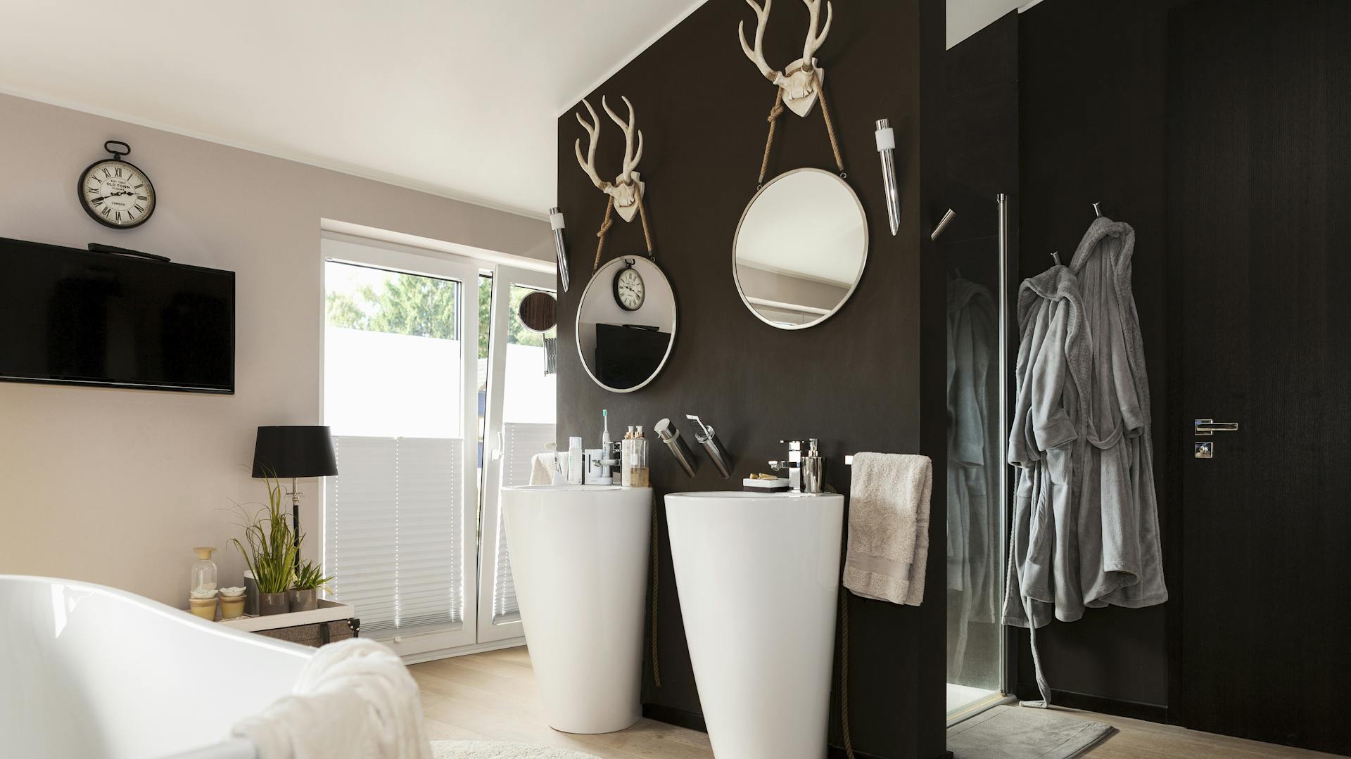 Trockenbauwand als Raumteiler im Badezimmer