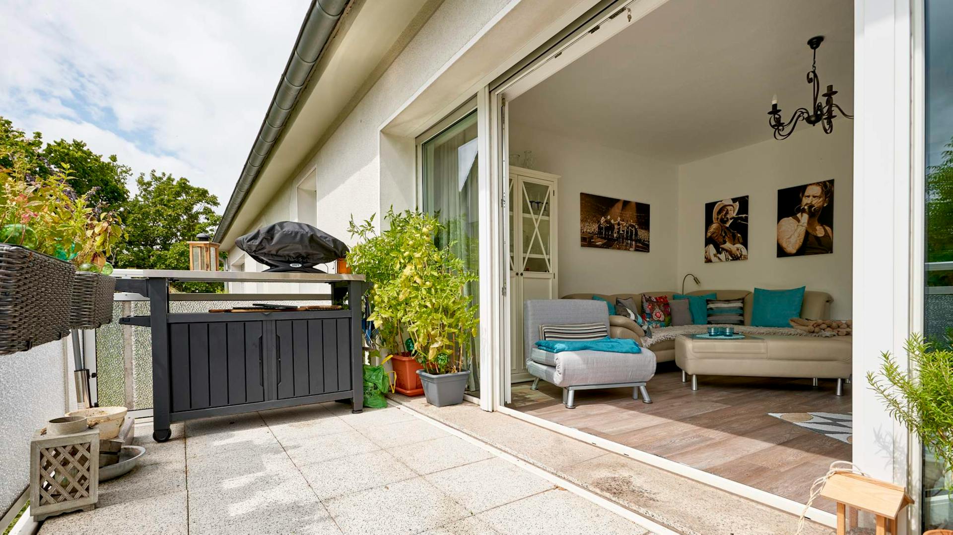 Grillplatz auf Balkon