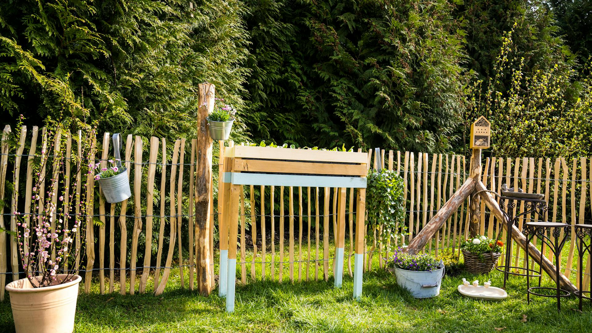Hohes Beet schützt vor Schnecken und ist rückenfreundlich.