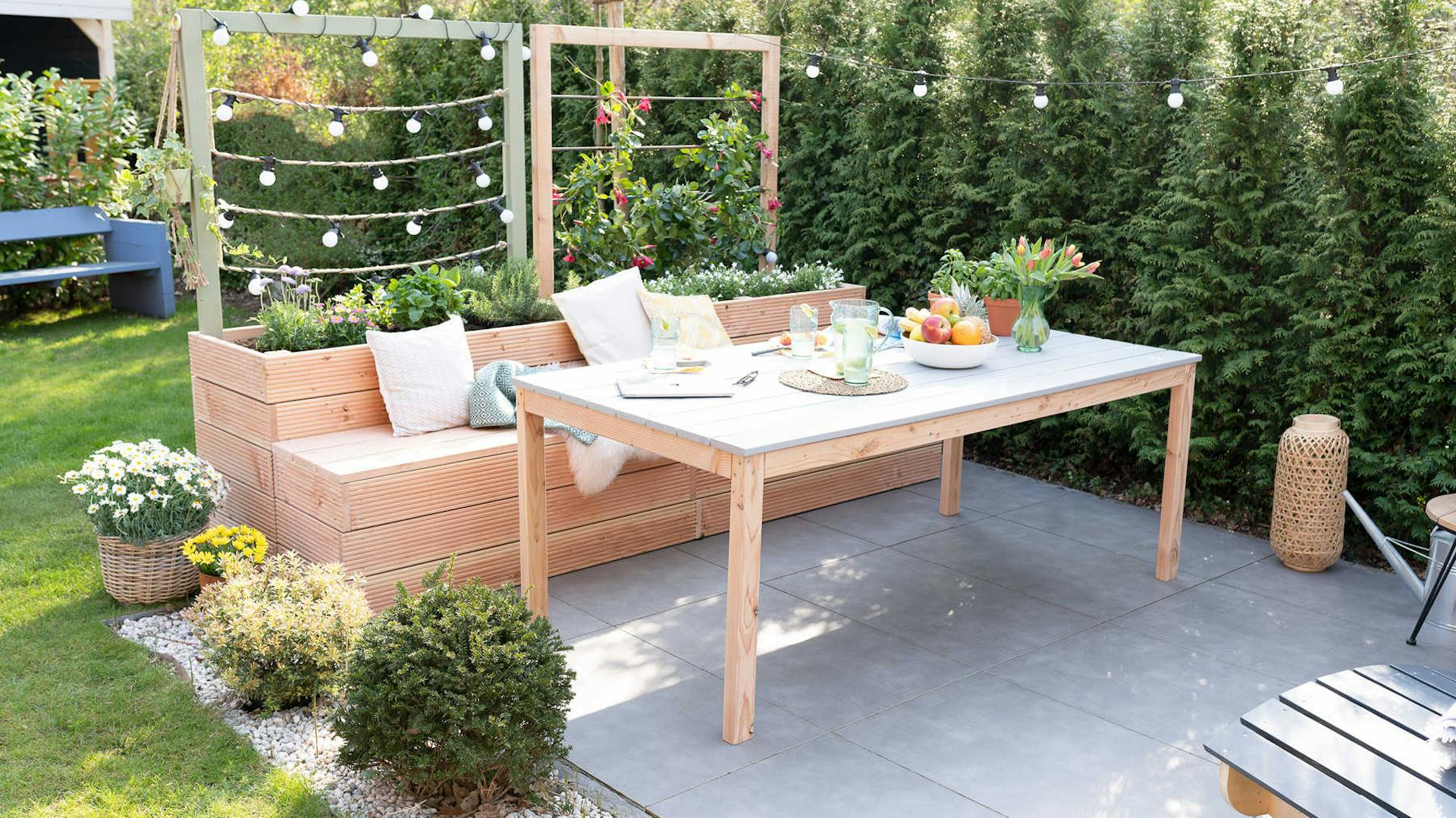 DIY Hochbeet Alfred mit Rankhilfe