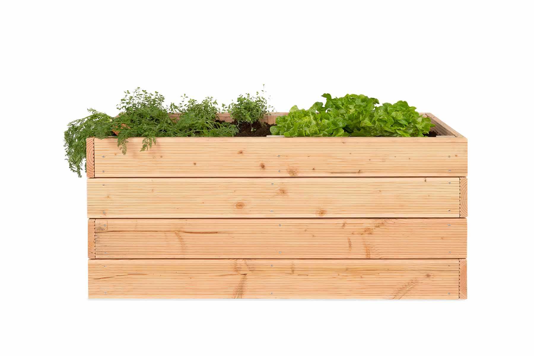Frontansicht des aus Vollholz selbstgebauten Hochbeet Alfred.
