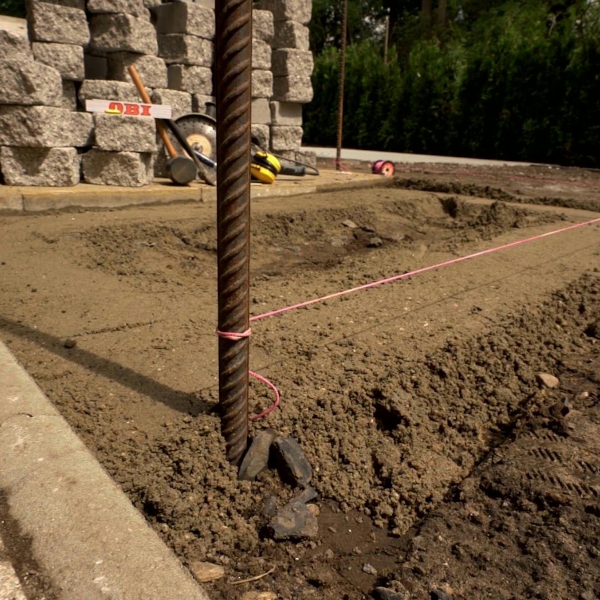 Fundament mit Ausgleichsschicht aus Sand