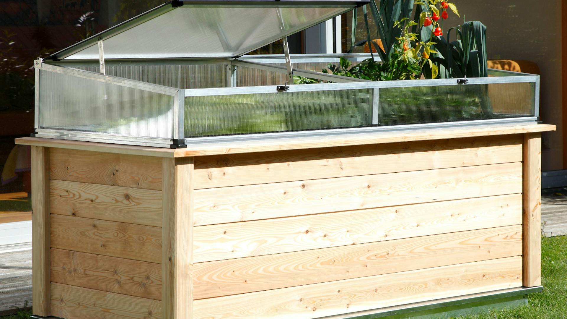 Copertura per aiuola rialzata con sopralzo per l’inverno