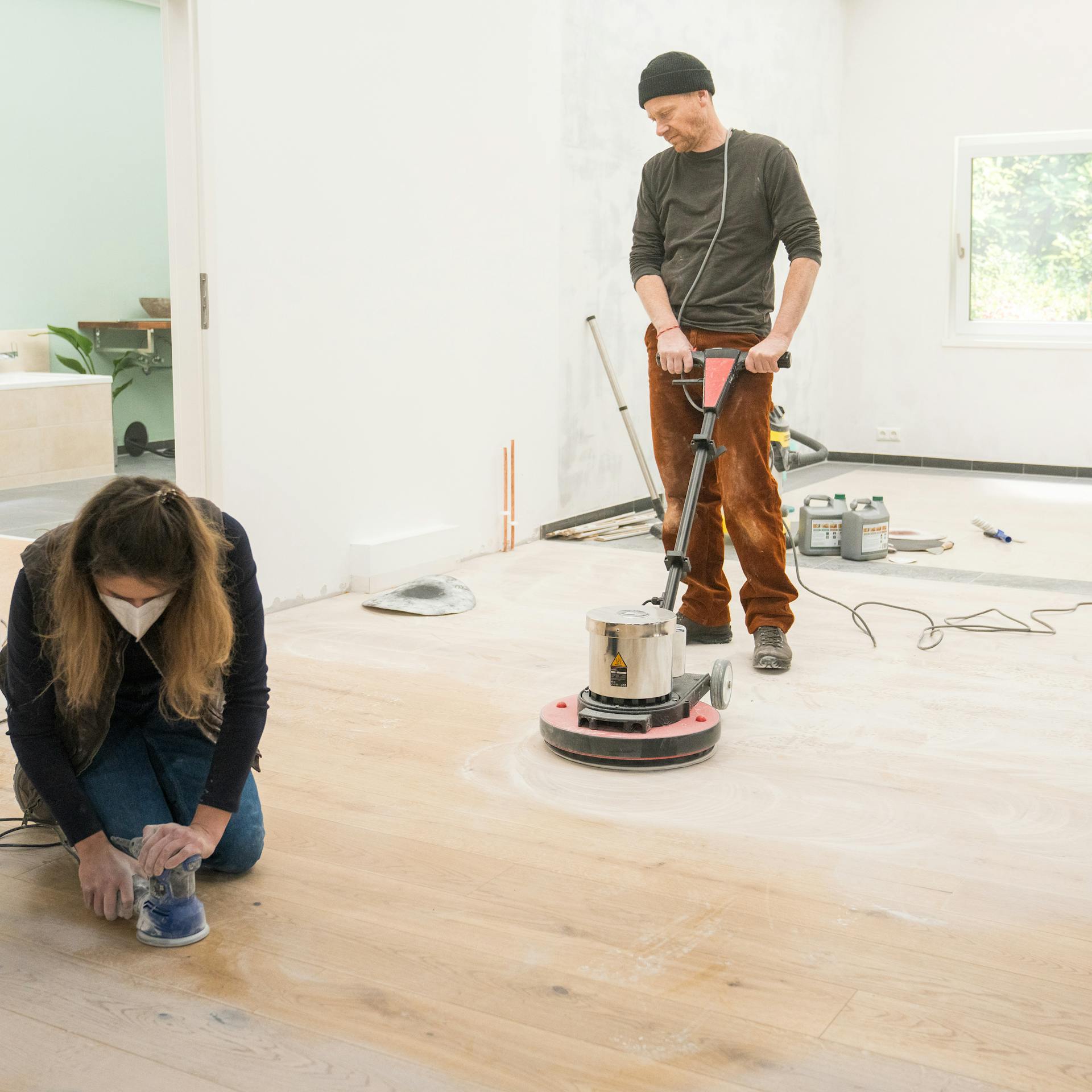 Zwischenschliffe beim Parkettschleifen.