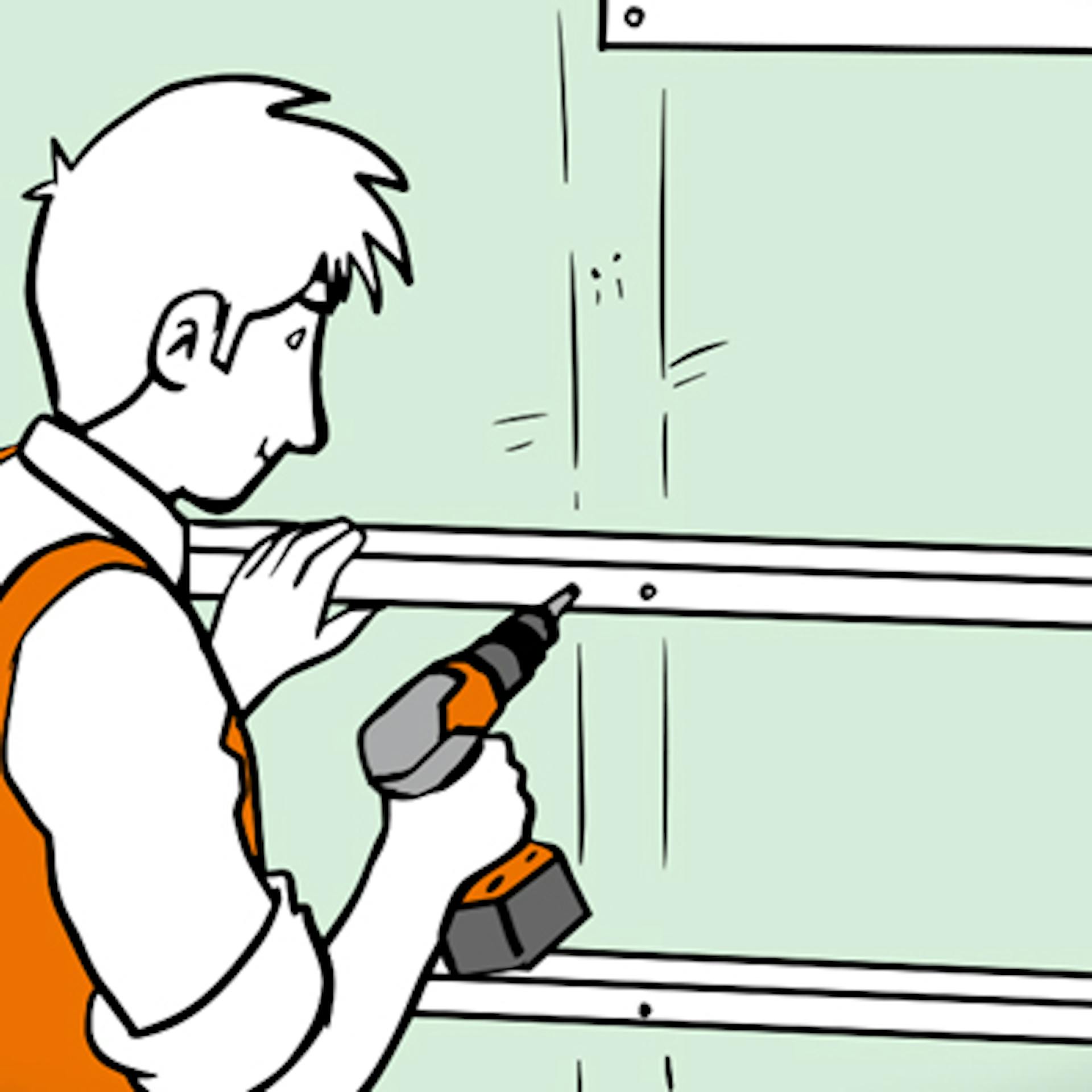 Heimwerker bringt Unterkonstruktion zum Halt der Dachdämmung mittels Querlatten und Akkuschrauber an.