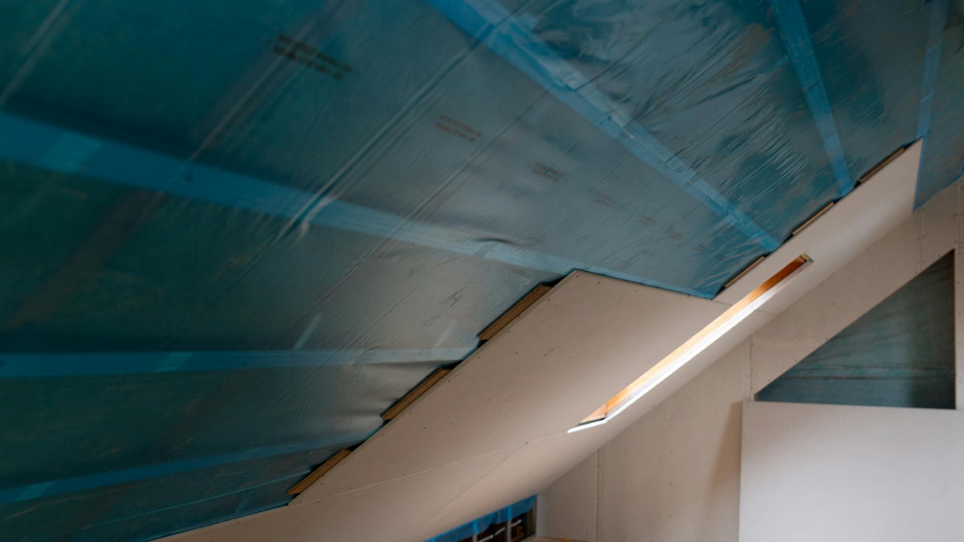 Dampfsperre auf dem Dachboden