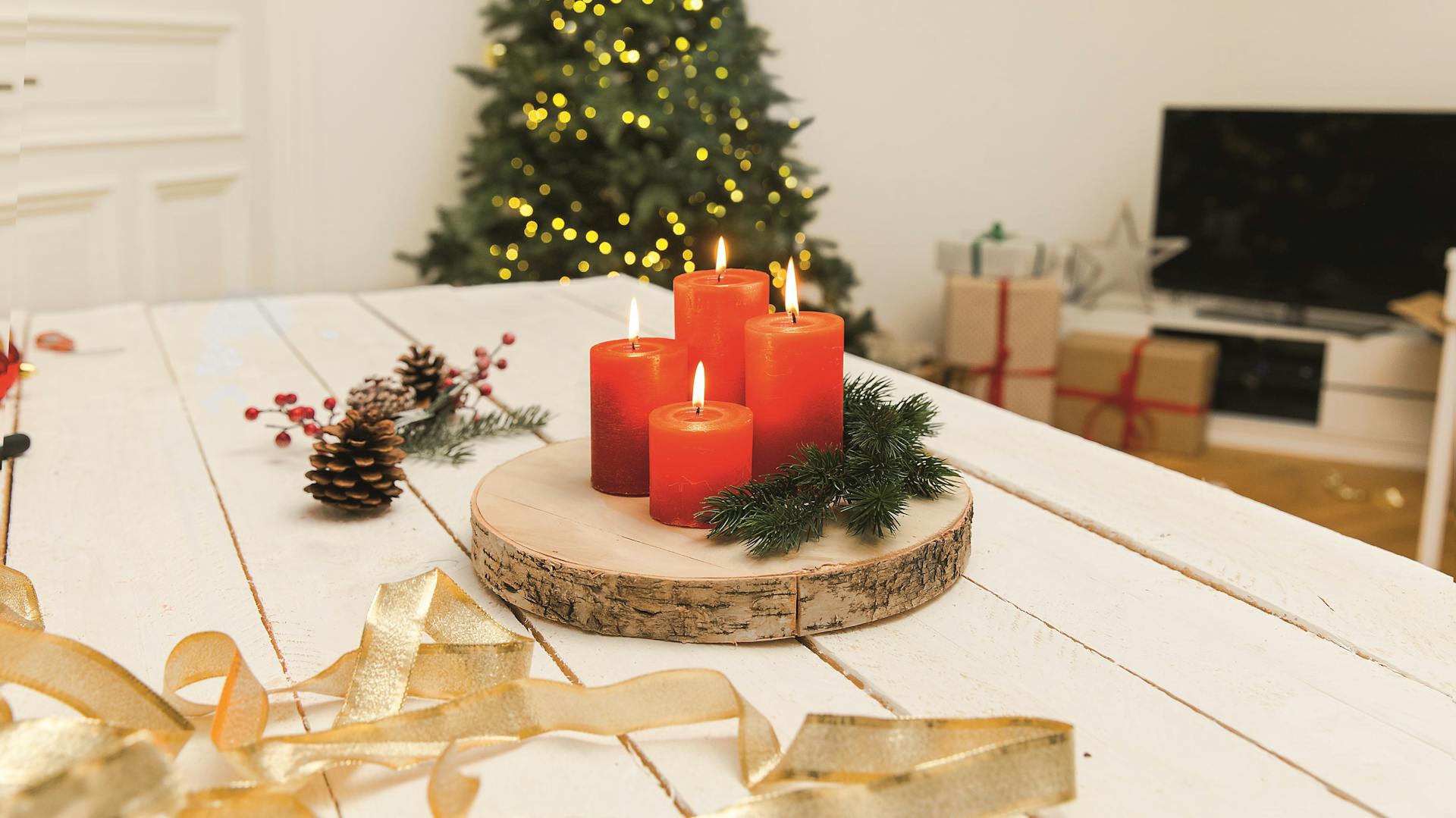 Weihnachtsdeko aus Holz: Adventskranz basteln | OBI