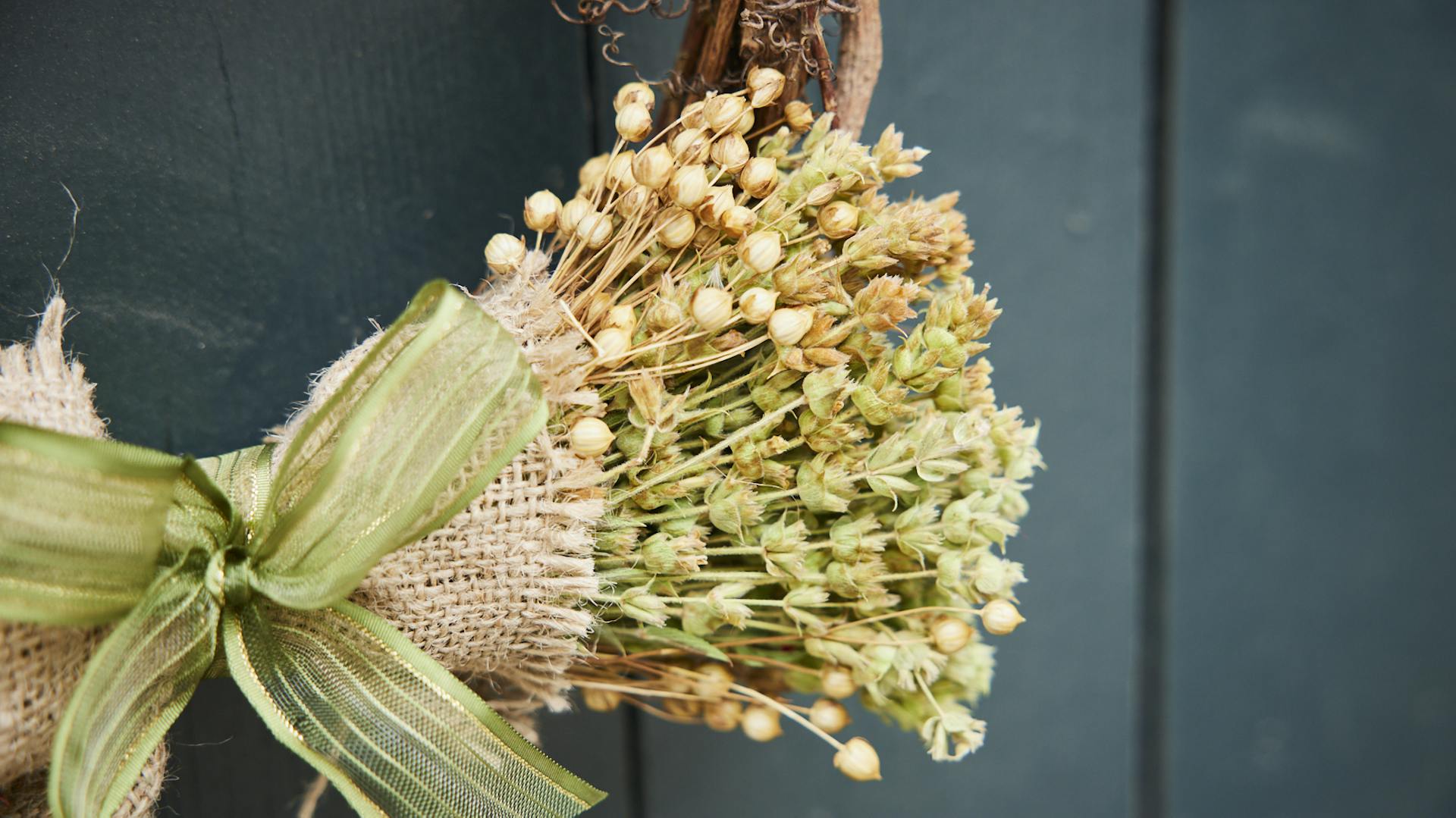 Kranz mit Trockenblumen