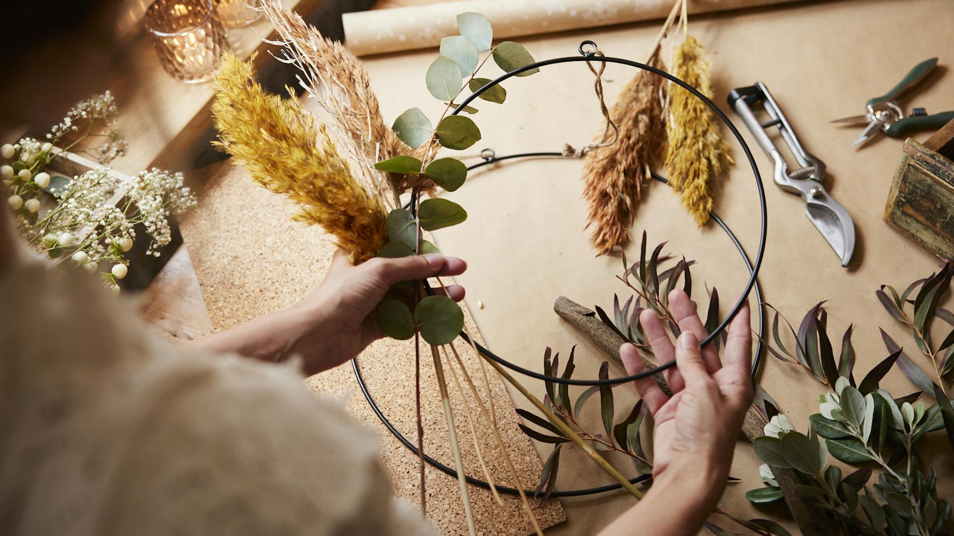 Die richtige Dekoration finden und ausprobieren.