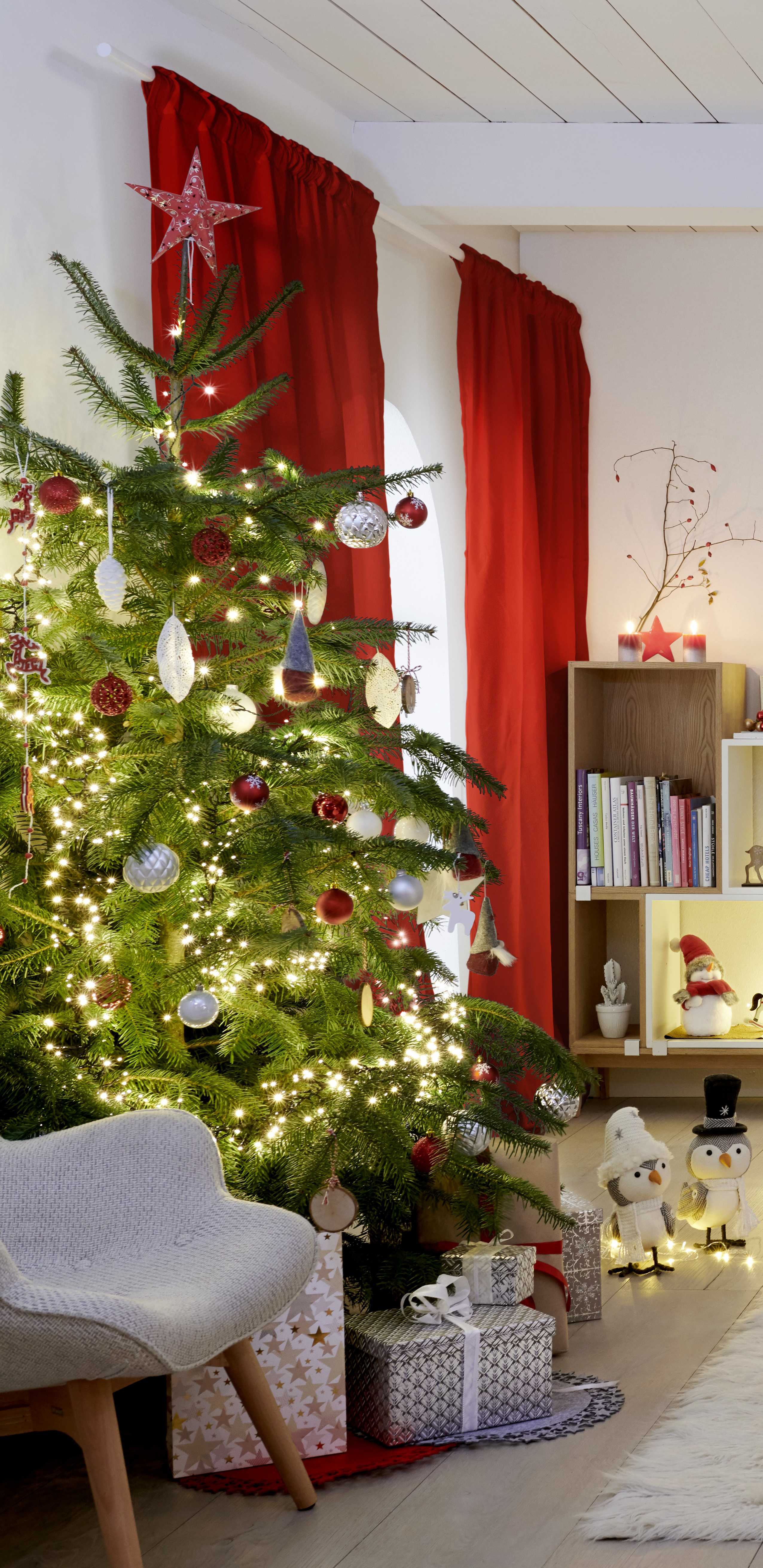 Addobbi per l’albero di Natale idee e stili per la tua casa OBI