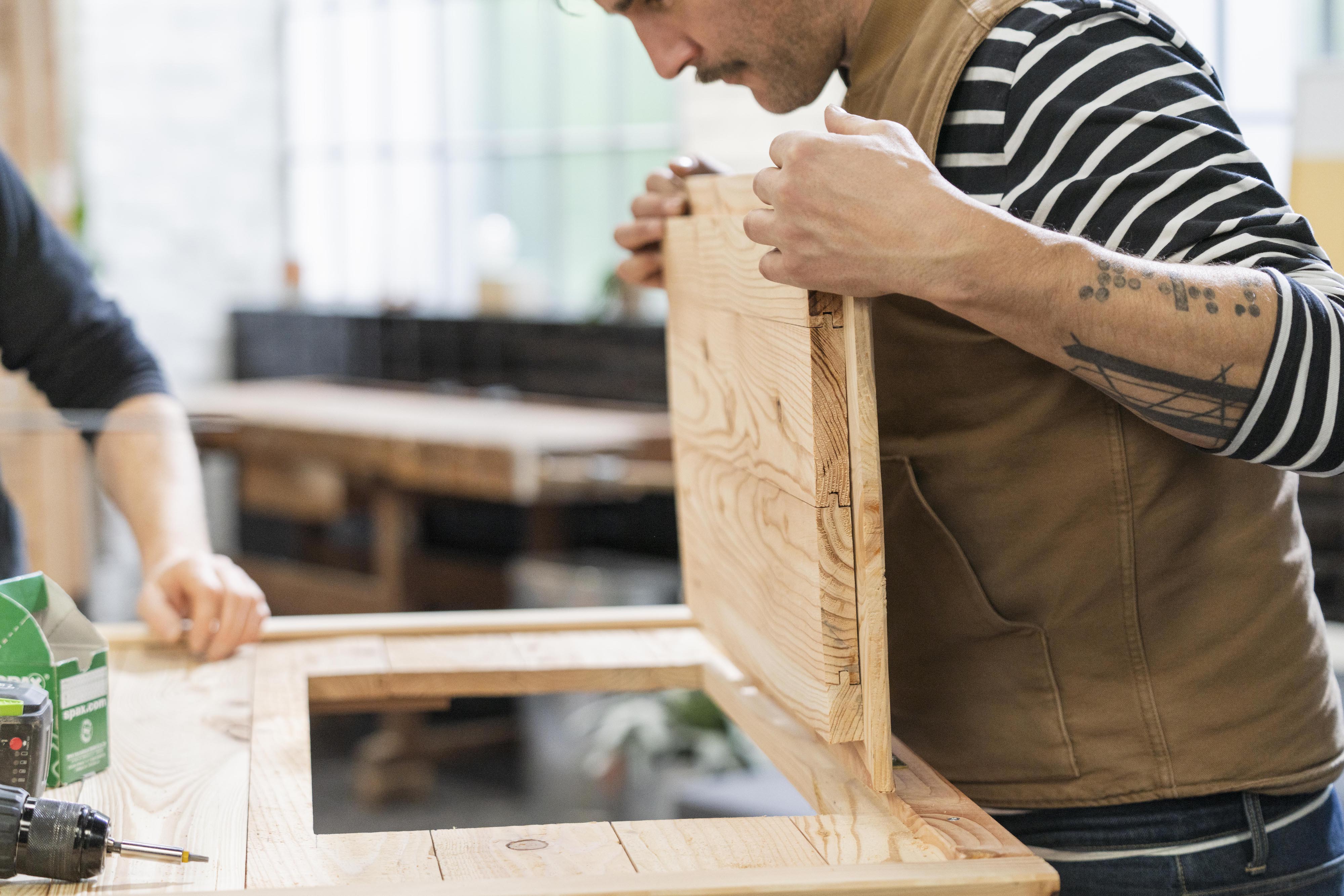 A zsanér működését tesztelik