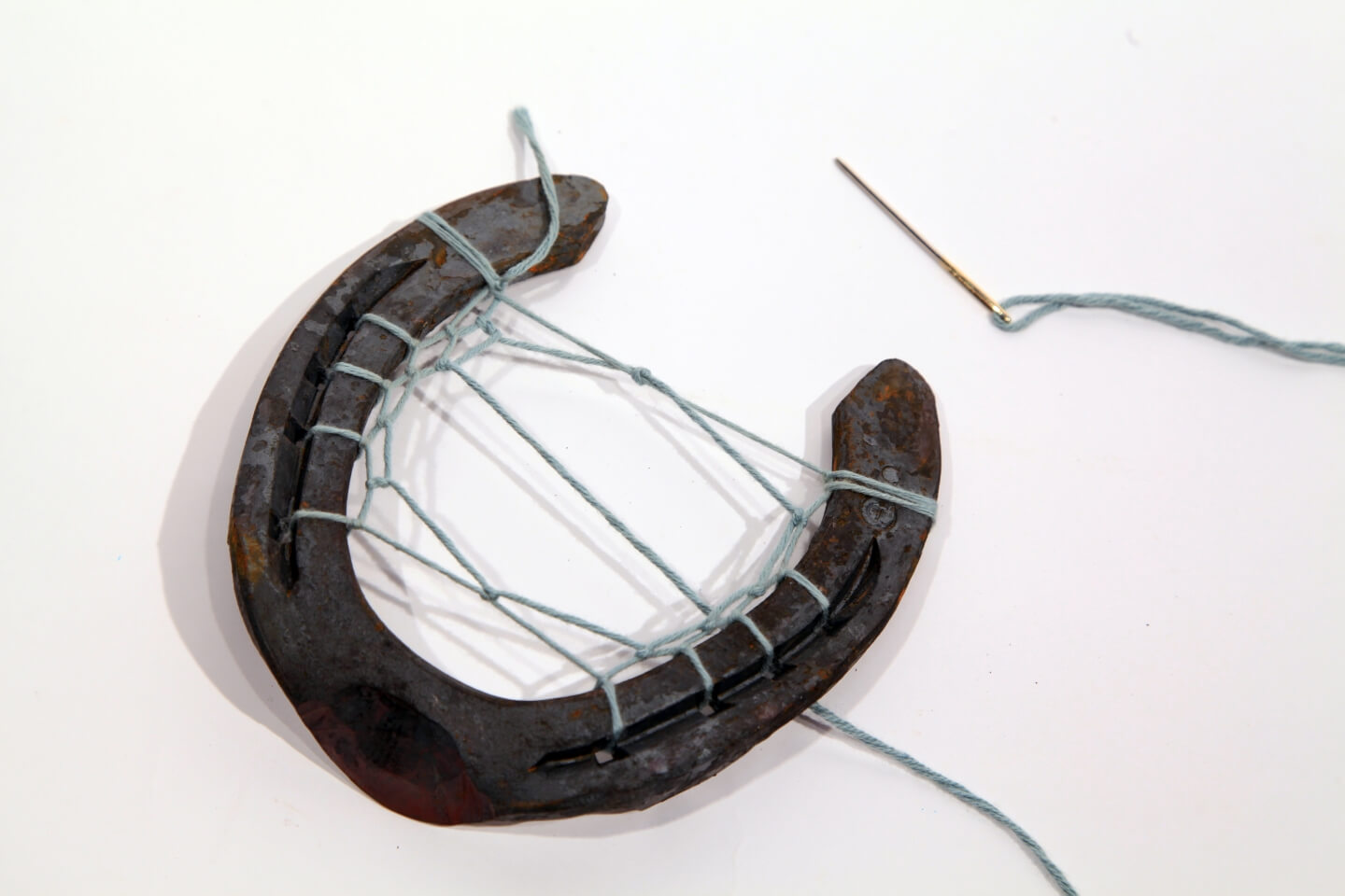 Wie Rum Hängt Man Ein Hufeisen Auf Hufeisen-Traumfänger basteln Schritt für Schritt | OBI