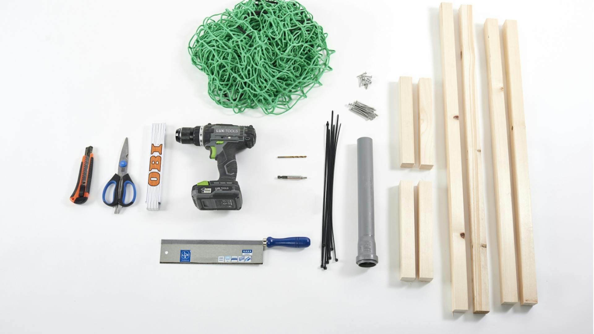 Material, um ein Roundnet-Spiel zu bauen