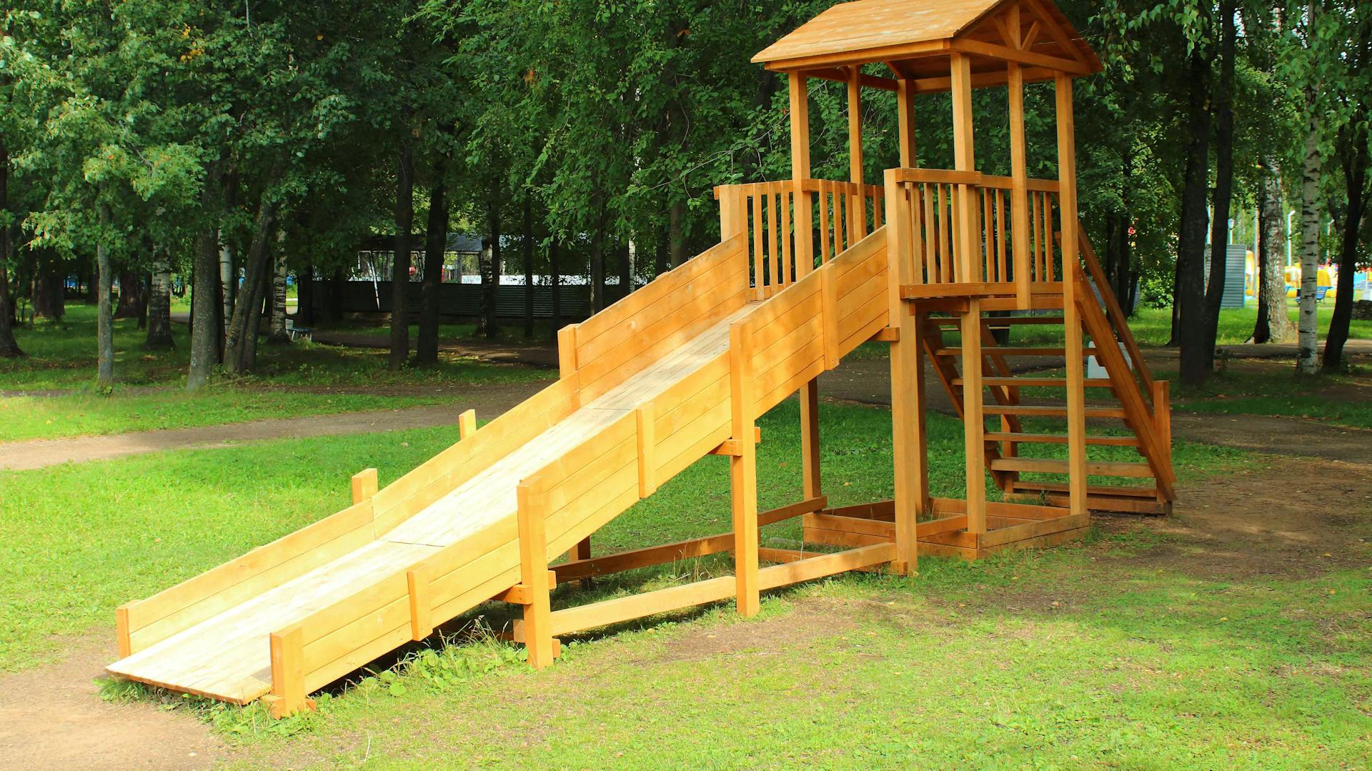 Rutsche selber bauen – Anleitung in 4 Schritten | OBI