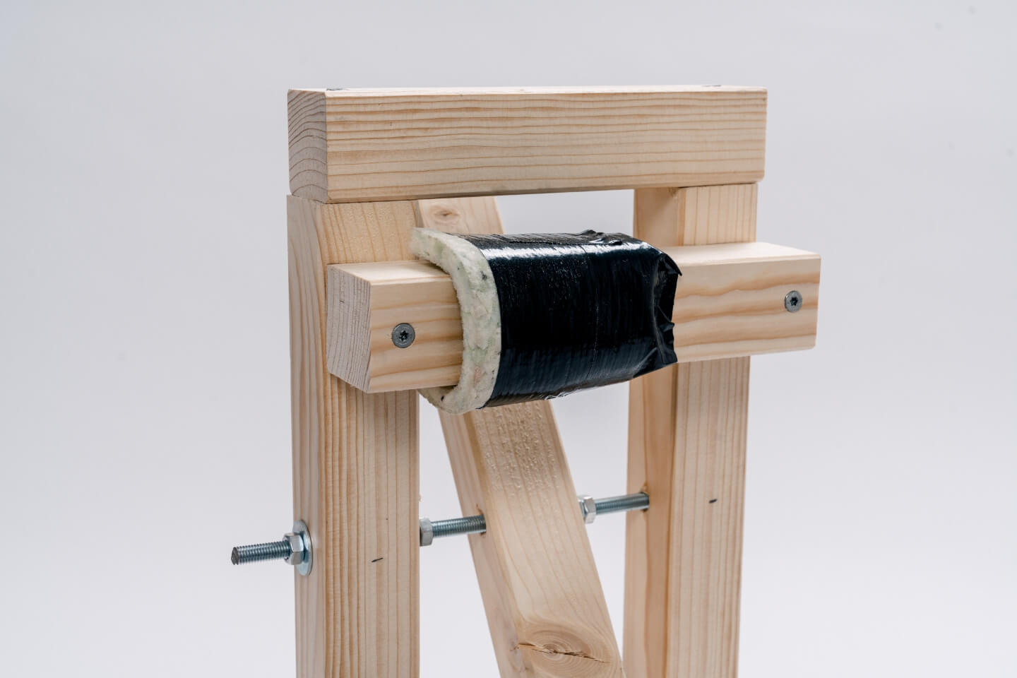 Imbottitura avvitata alla catapulta