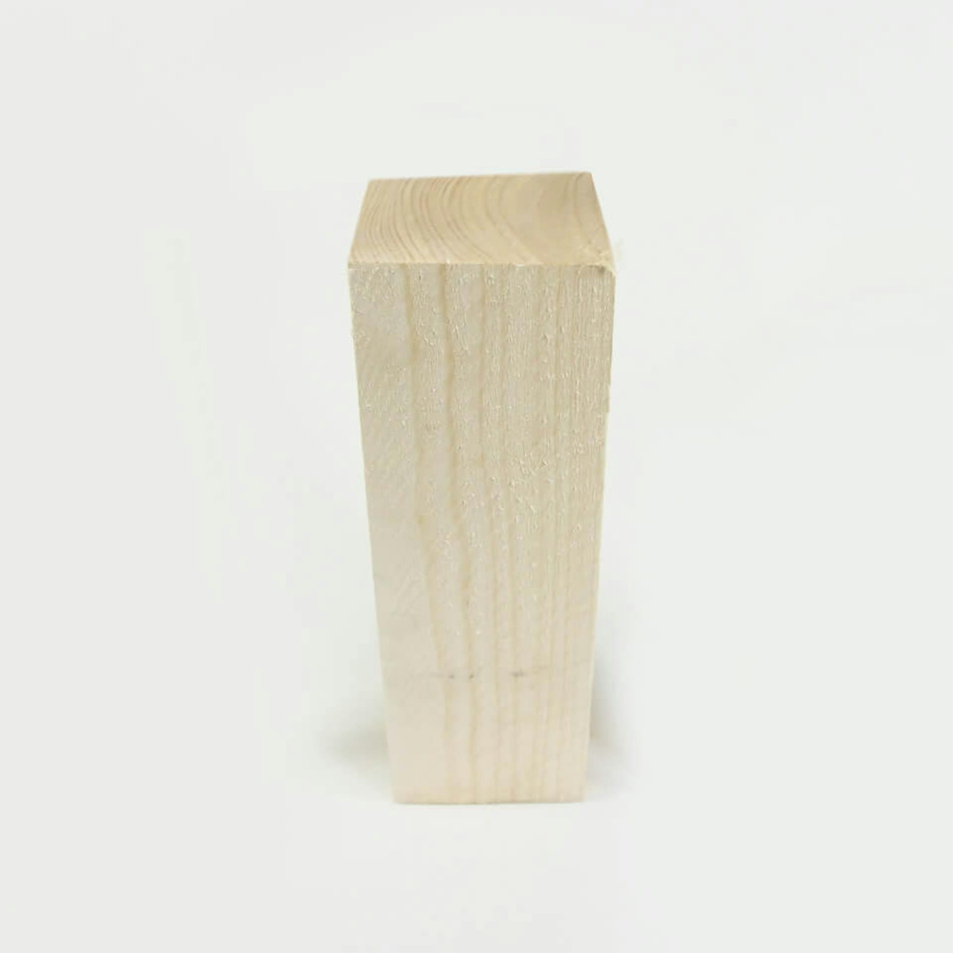 Zvislý blok ihličnatého dreva