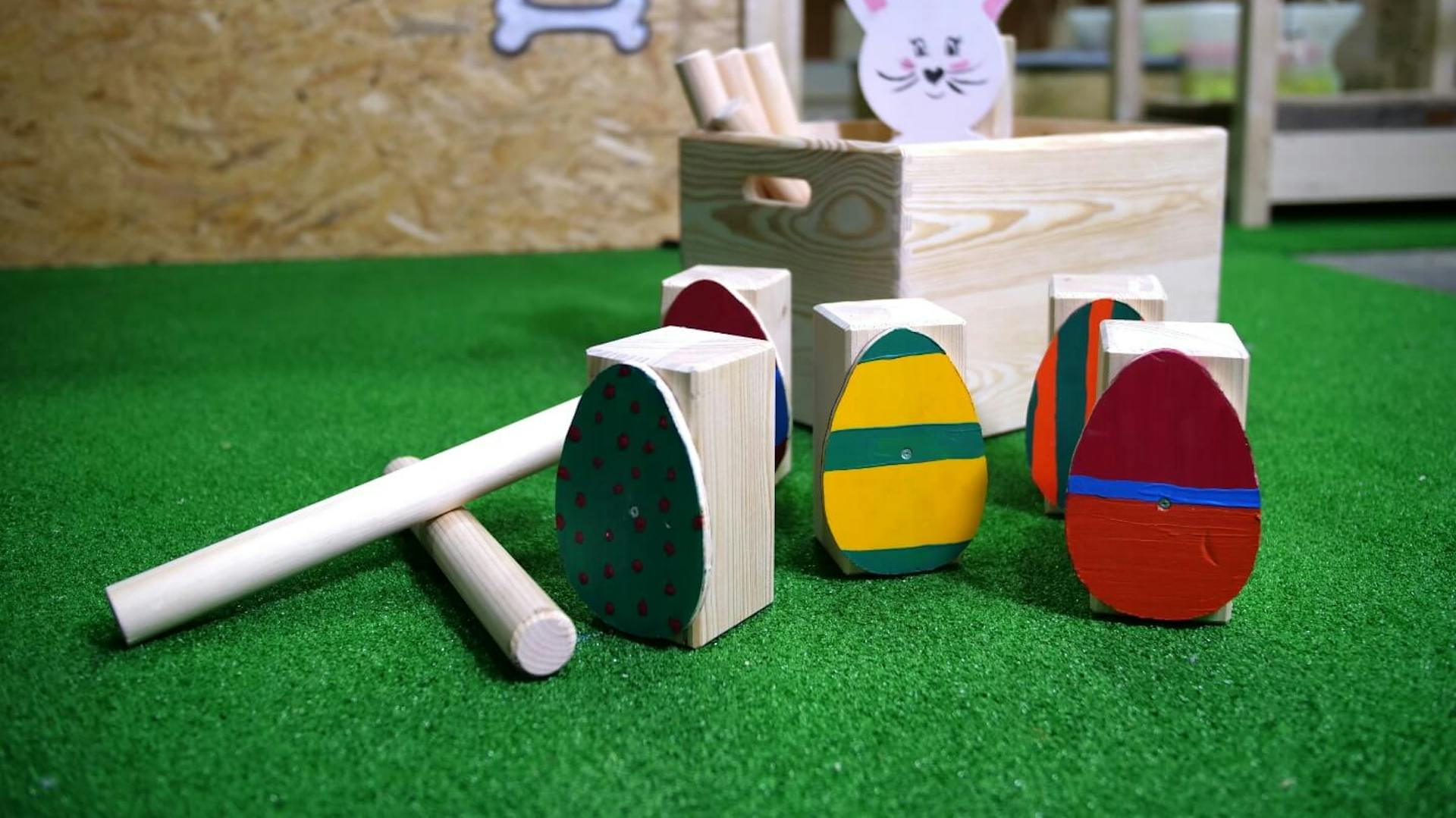 Šachová sada Kubb Viking s velikonoční tématikou