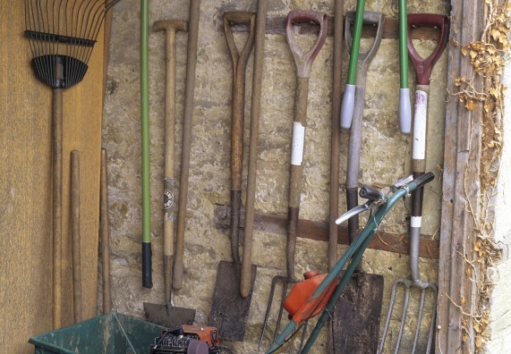 Gartengeräte reinigen und pflegen Ratgeber OBI