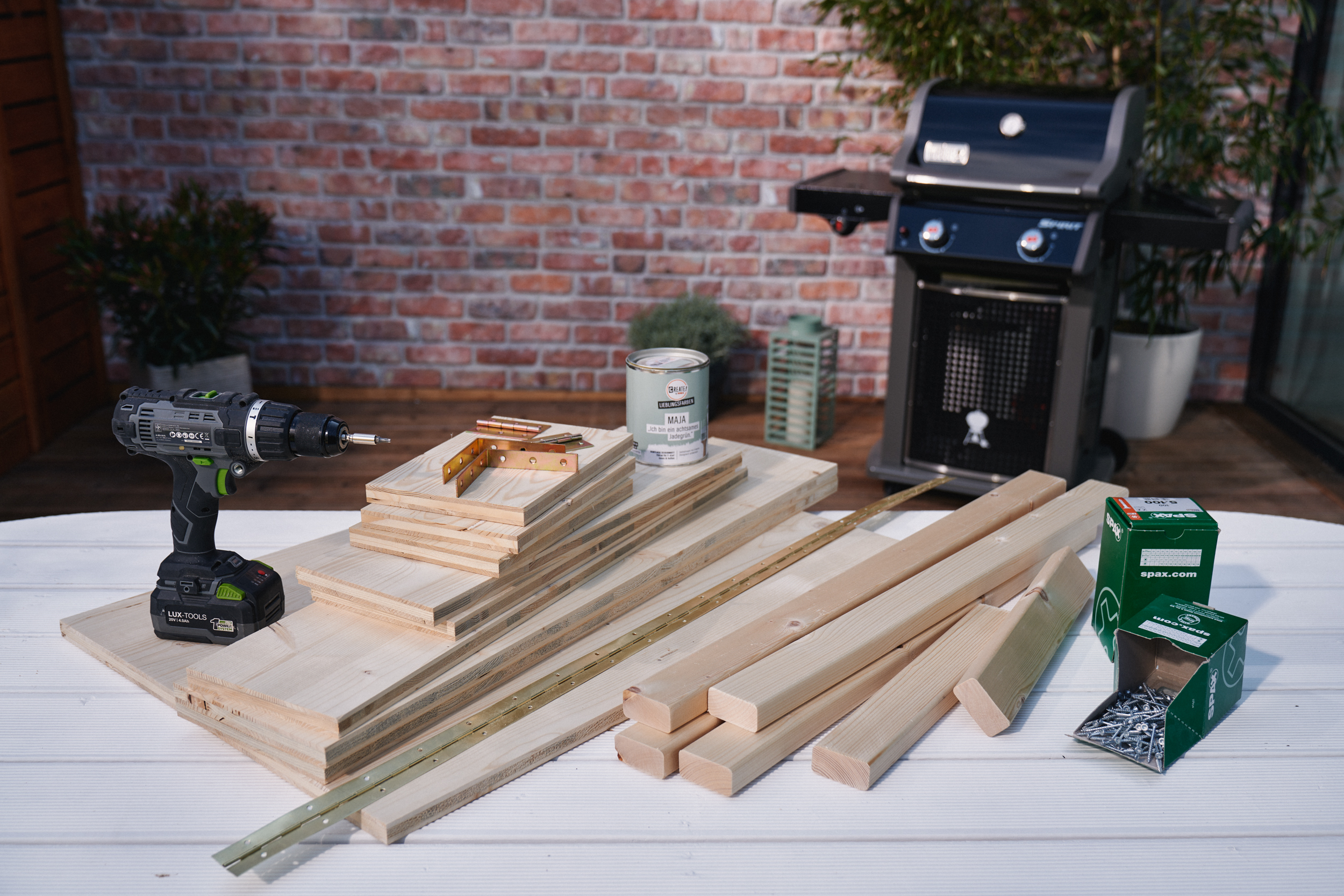 všechny materiály, které potřebujete pro projekt na jedné hromadě