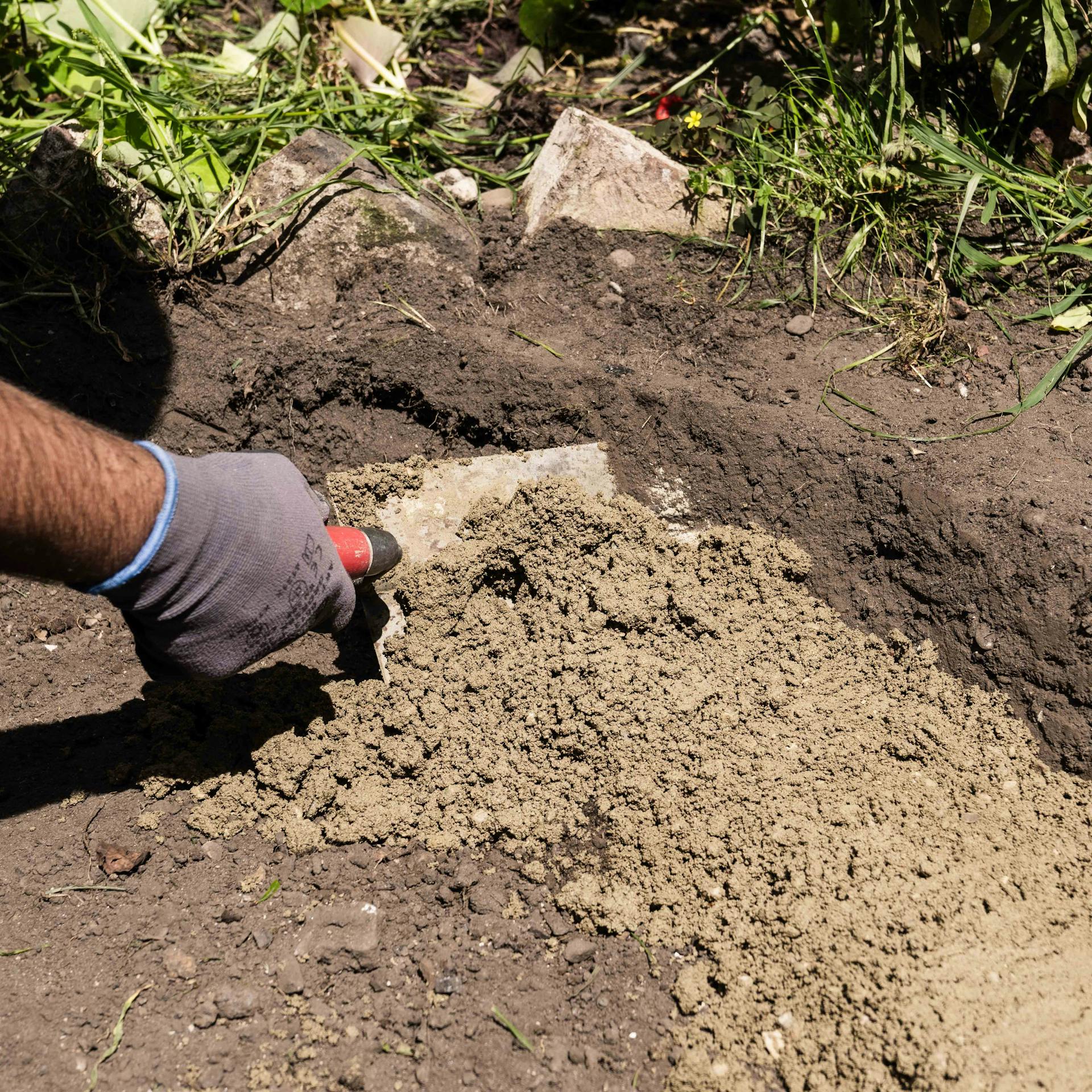 Nalievanie betónu ako základ pre krb