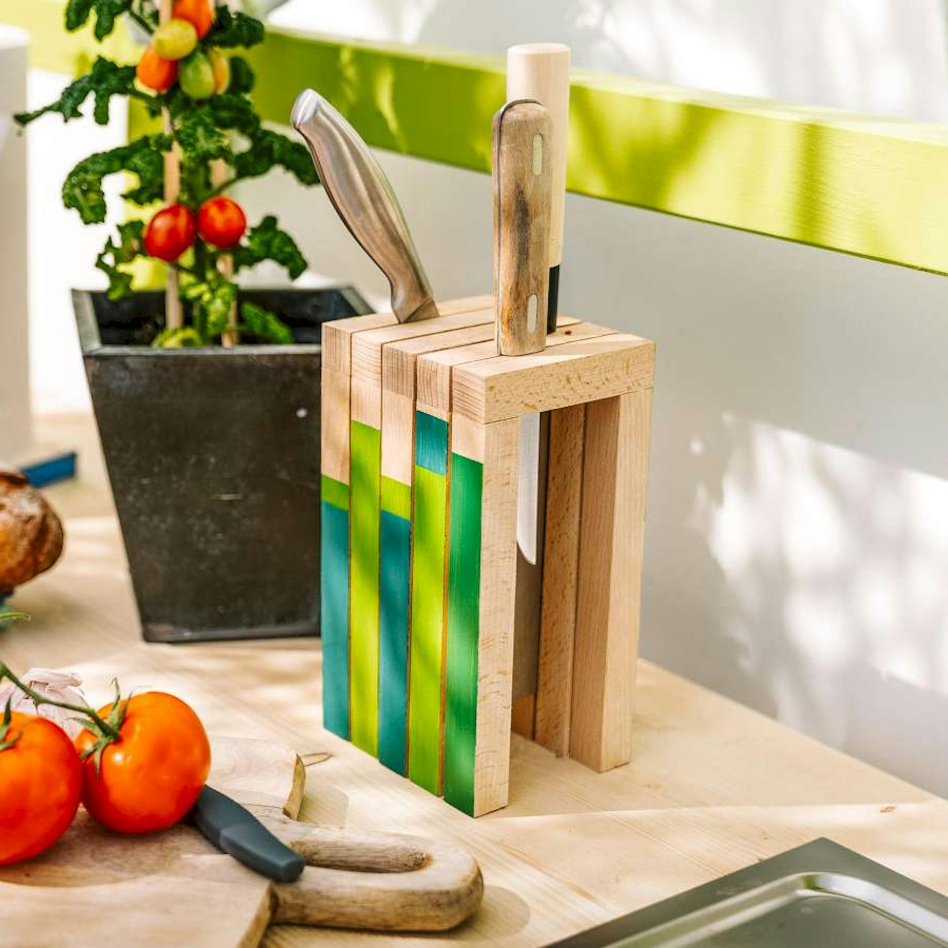 Messerblock in der Küche.