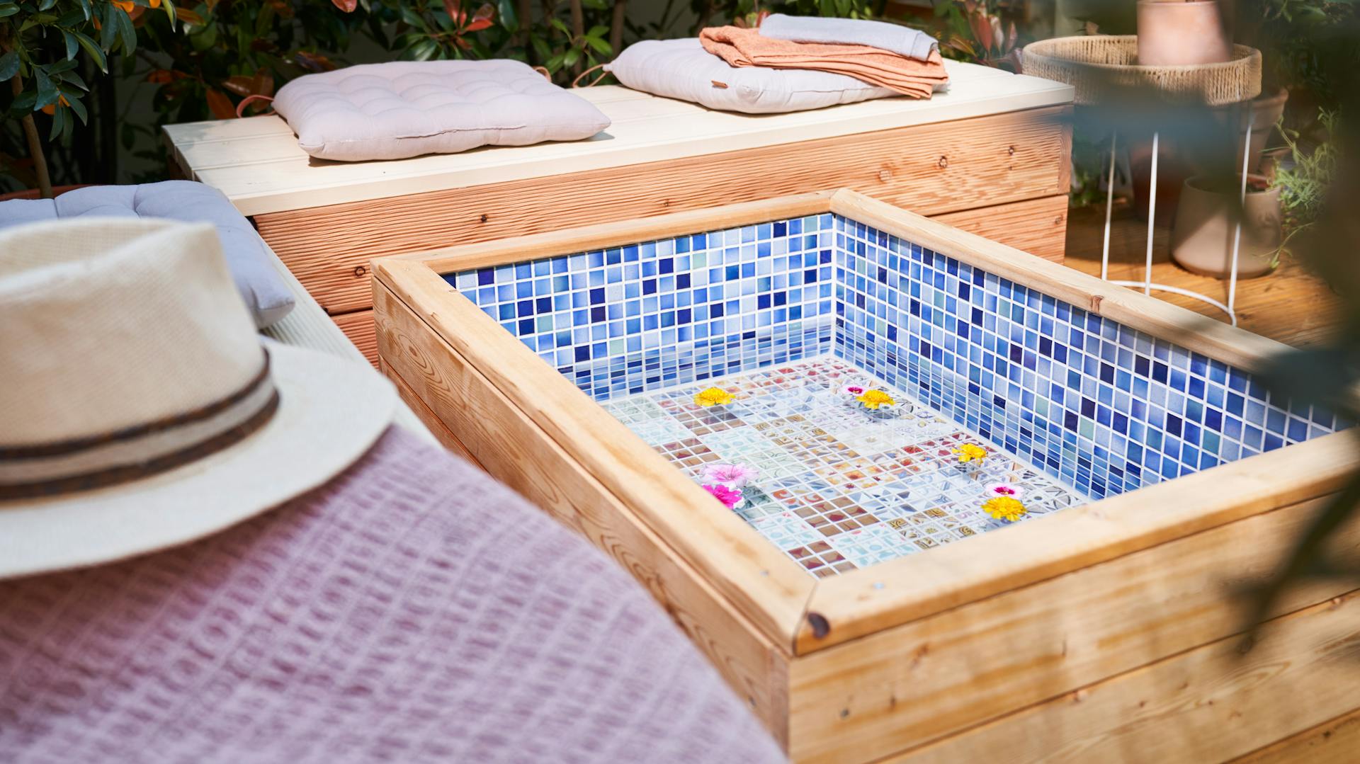 Selbstgebautes Fußbad in Entspannungsecke