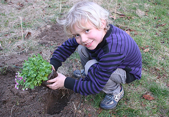 Garten für Kinder gestalten – Ratgeber und Tipps | OBI