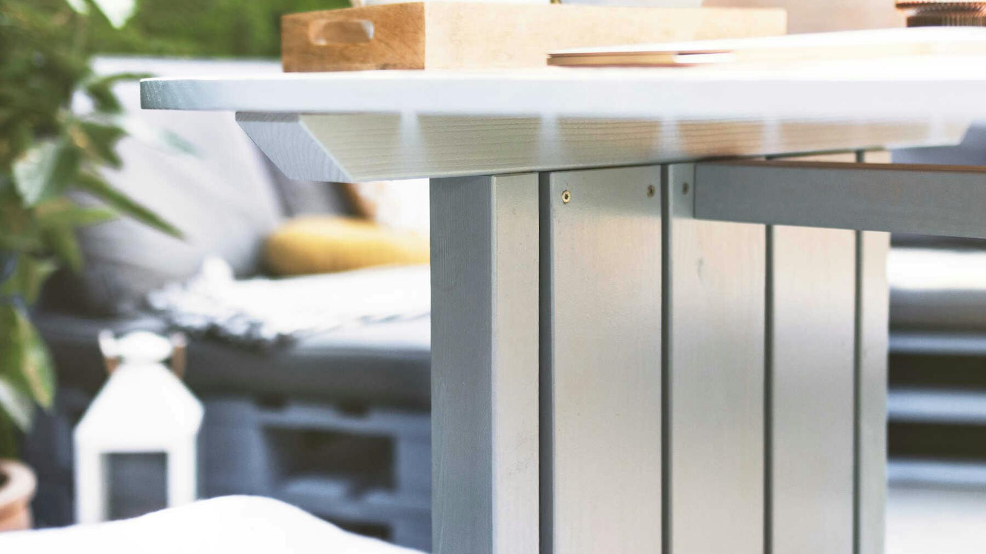 Nahansicht des Aufbaus der Gartentisches Emilia.