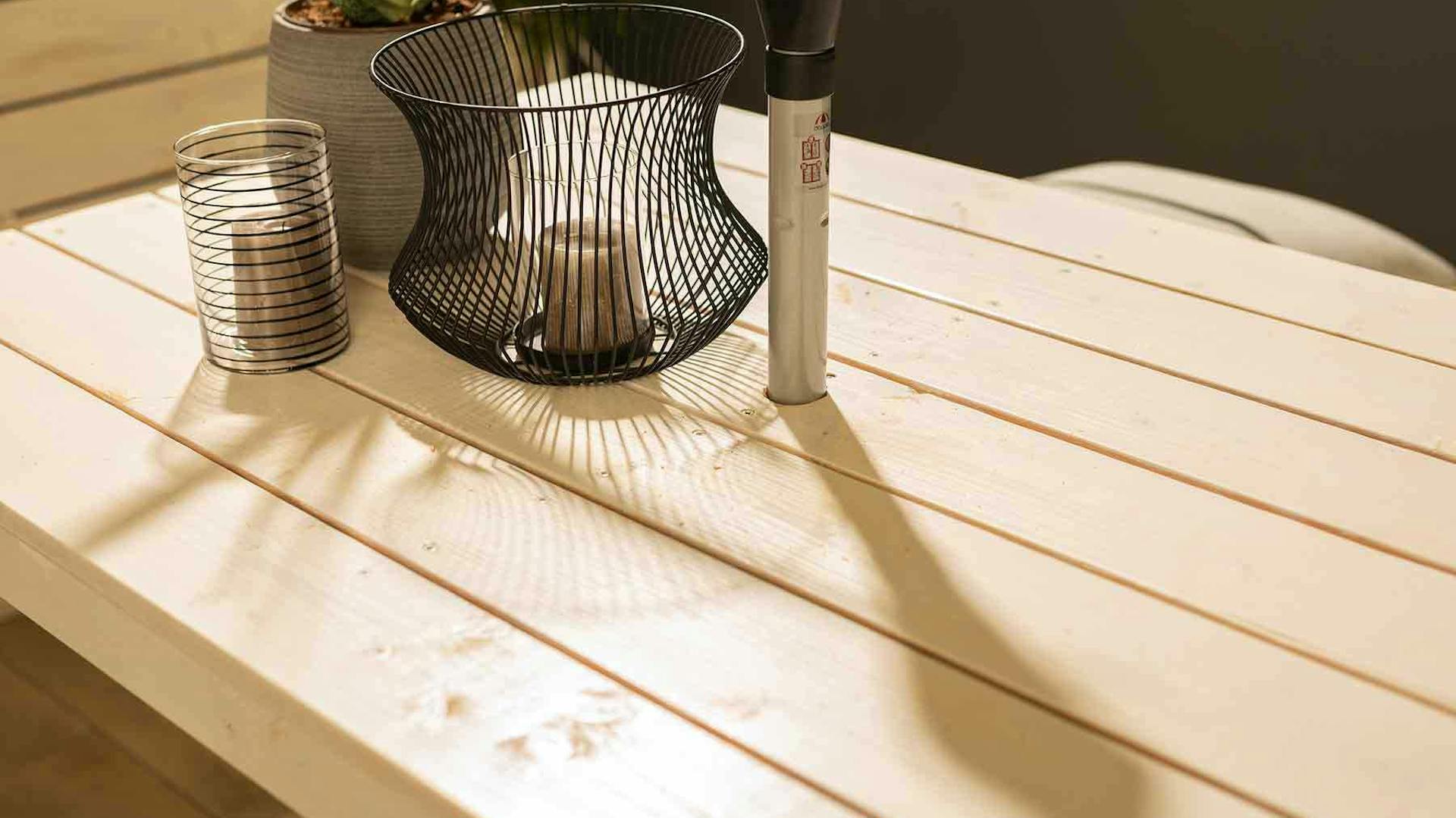 Draufsicht auf den Gartentisch Sophie.