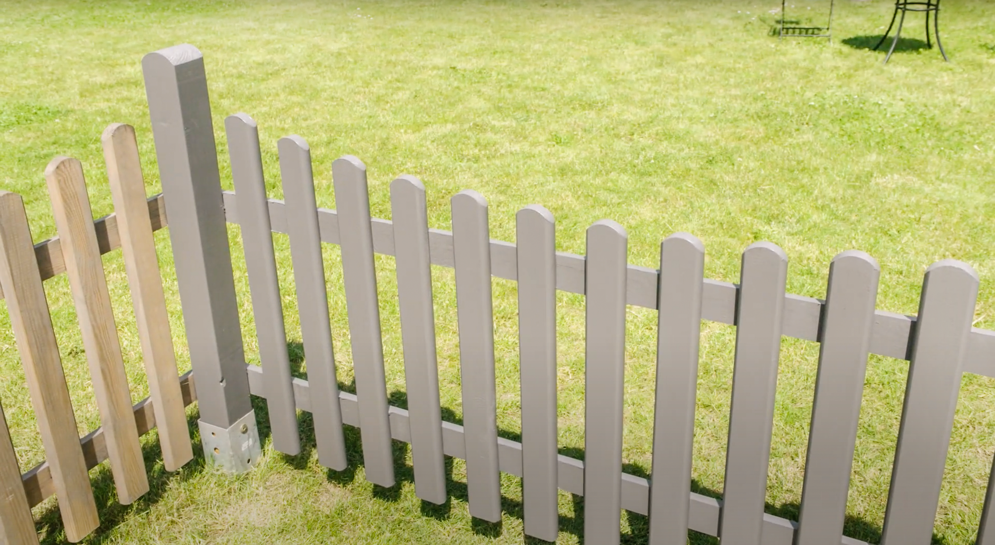 Holzzaun lackieren Schritt für Schritt OBI