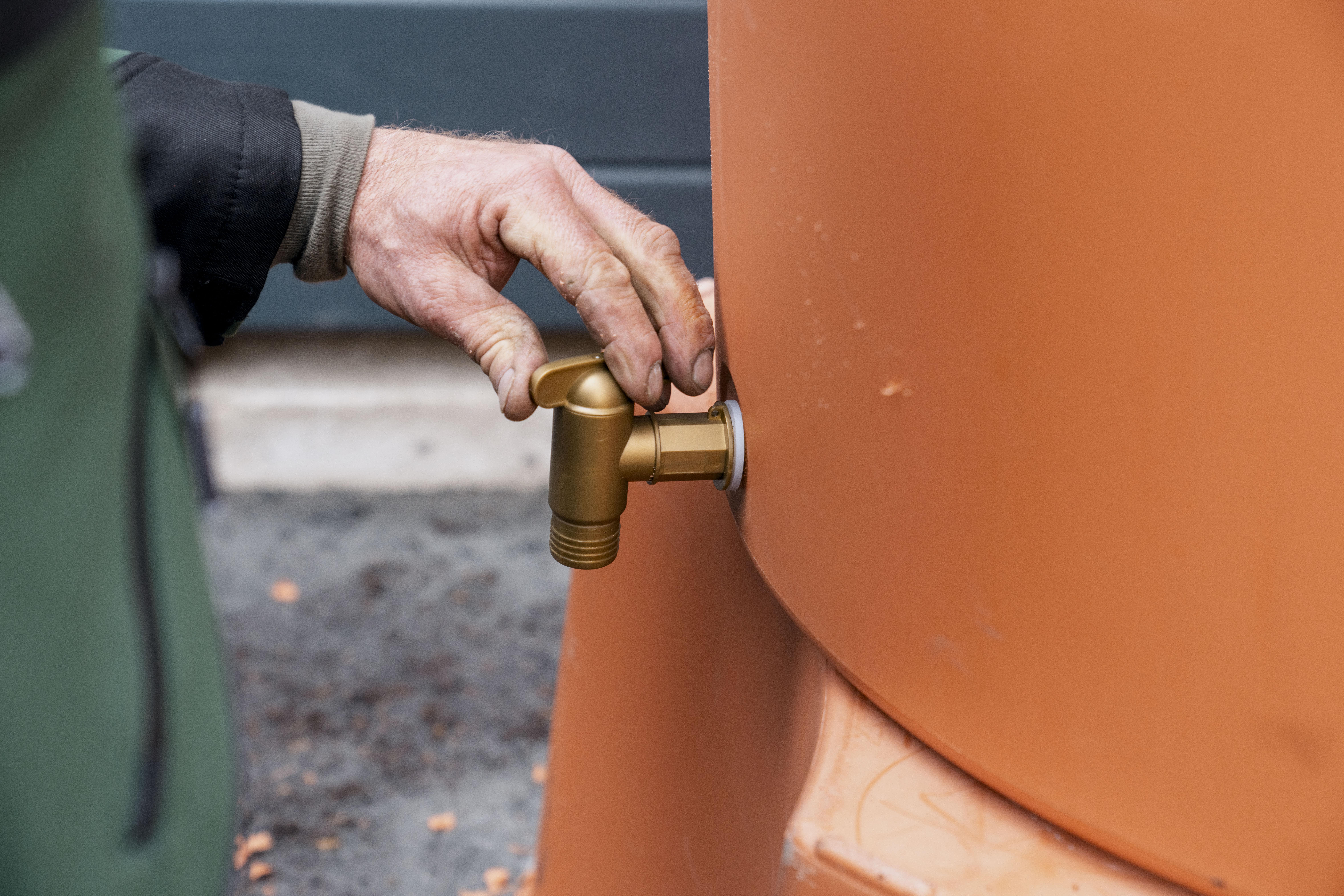 Regentonne aufstellen Anleitung inkl. Video OBI