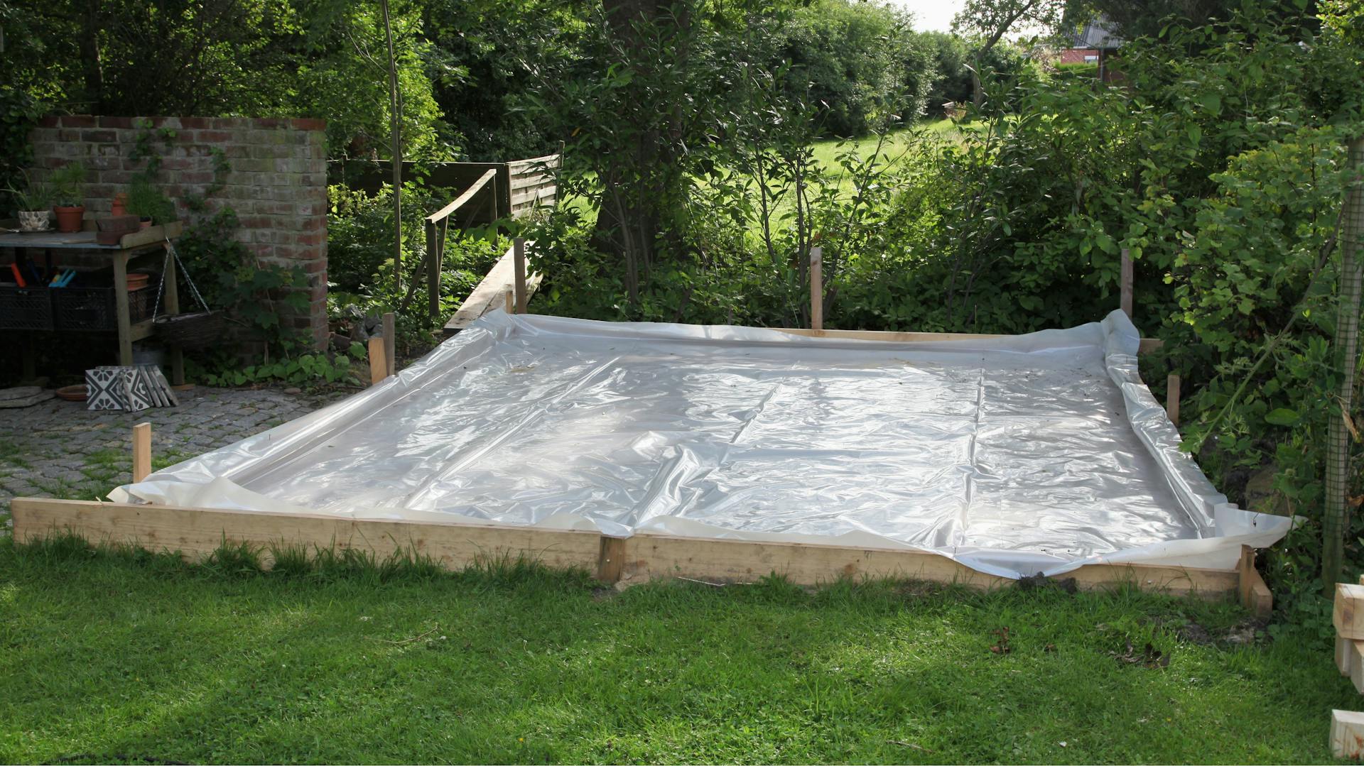 Betonfundament fürs Gartenhaus