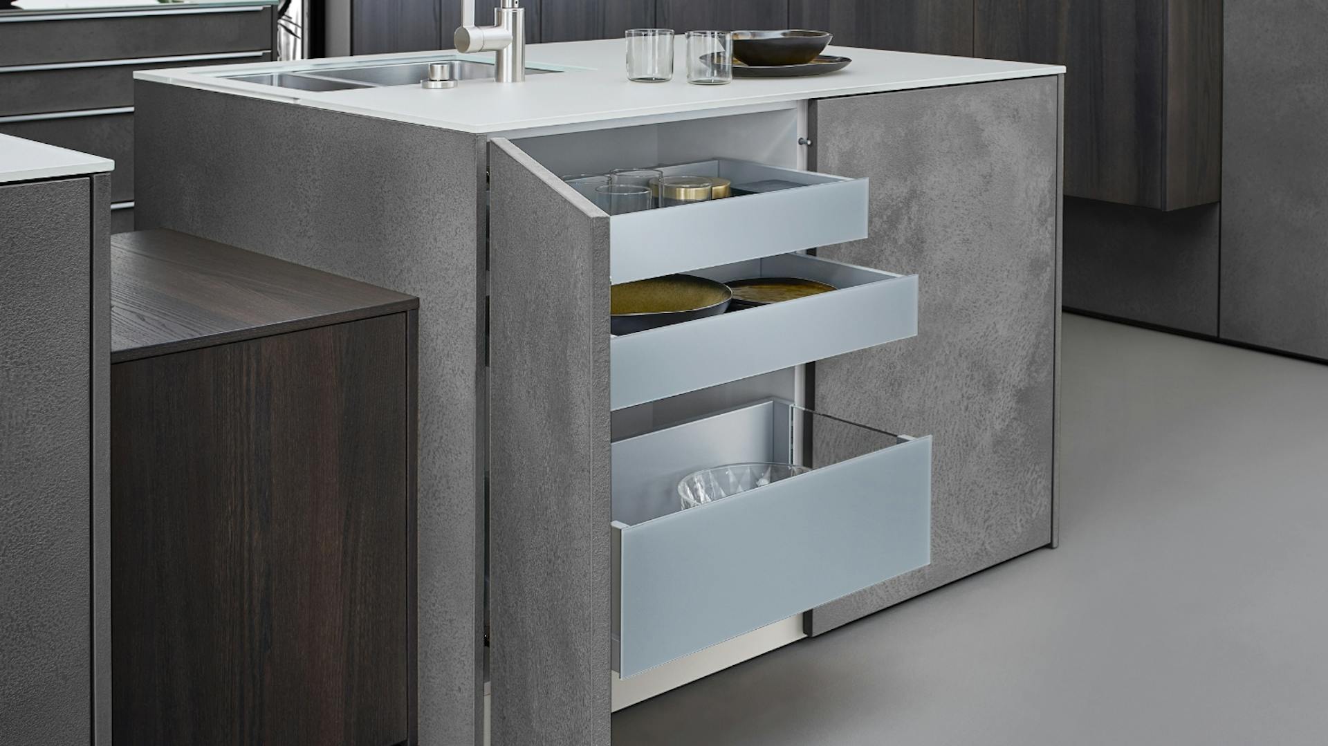 Kücheninsel mit Innenauszug