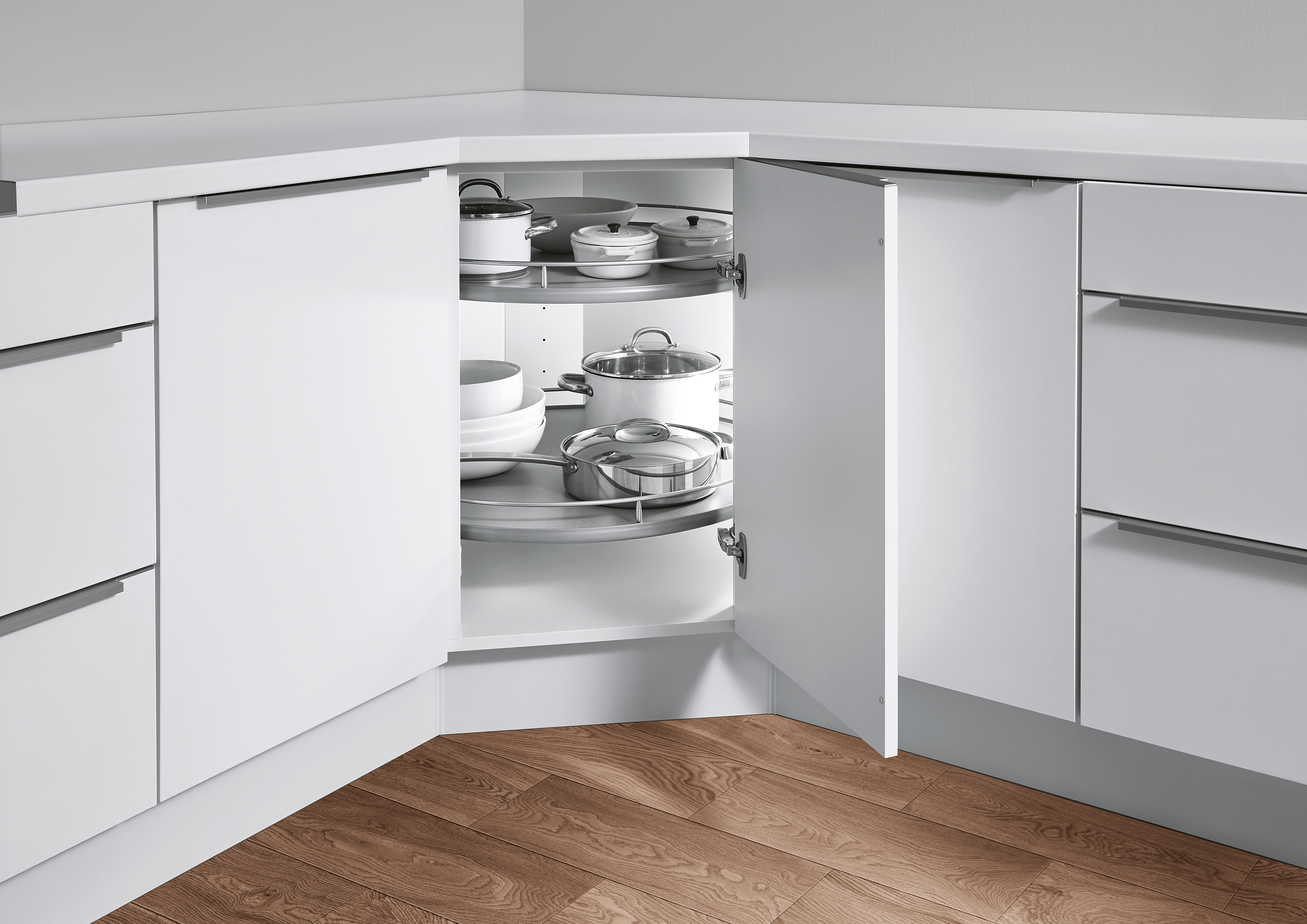 Rohová kuchynská linka Nobilia s kolotočom