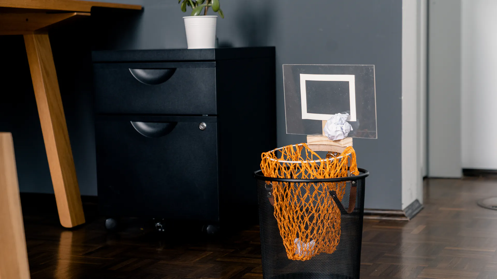 Basketball Papierkorb