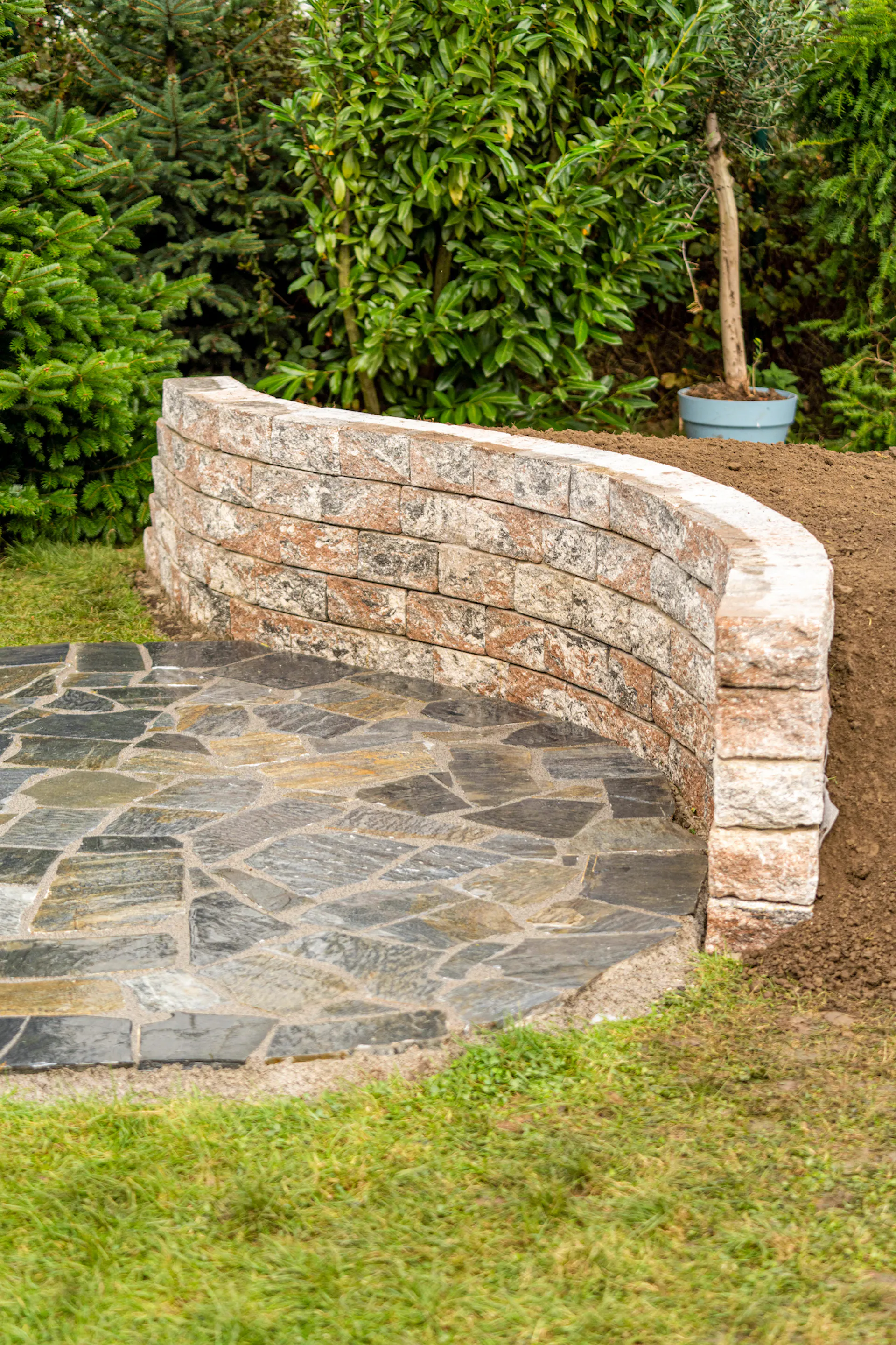 Gartenmauer