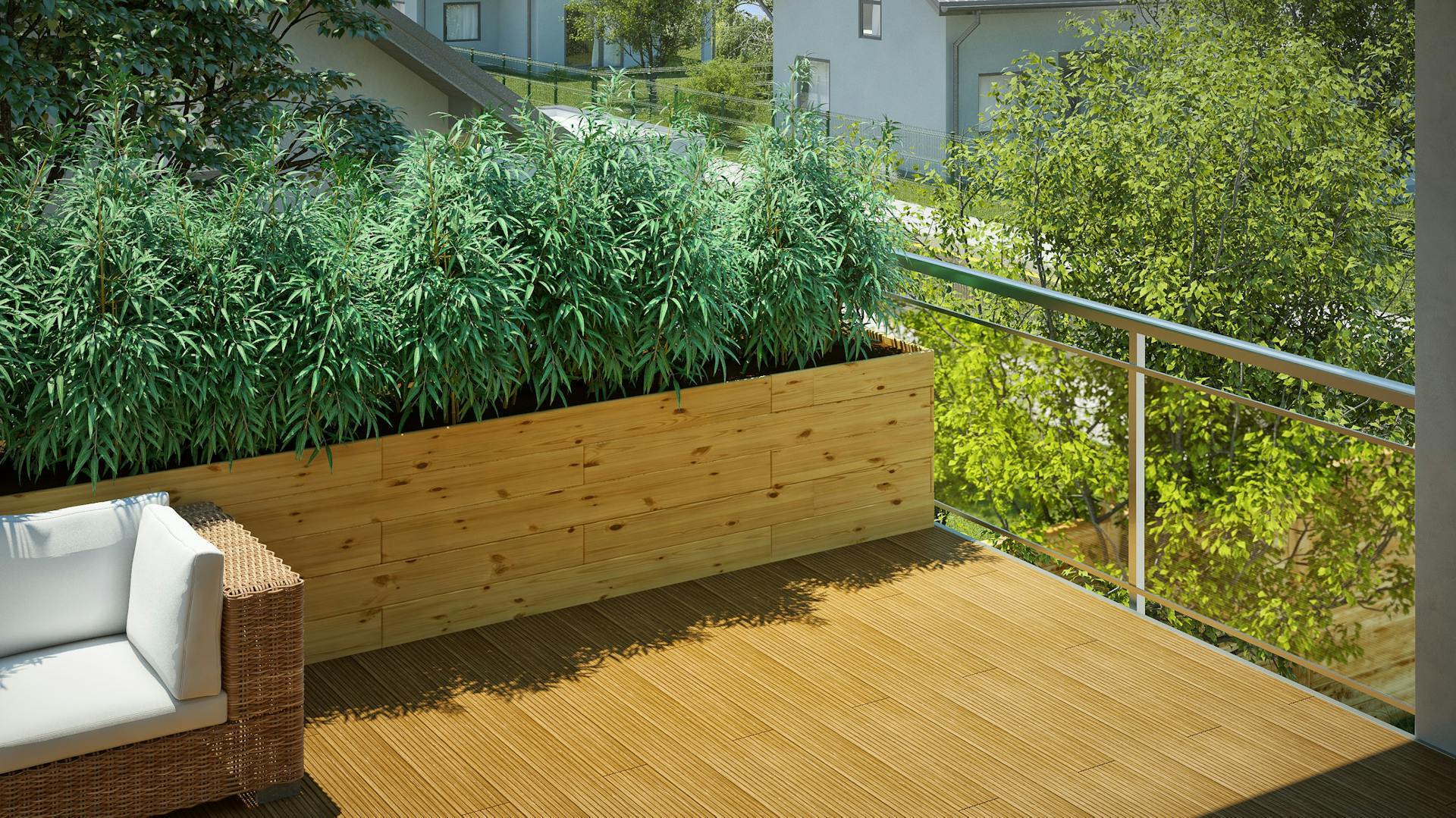 Sichtschutz aus Bambus auf einem Balkon