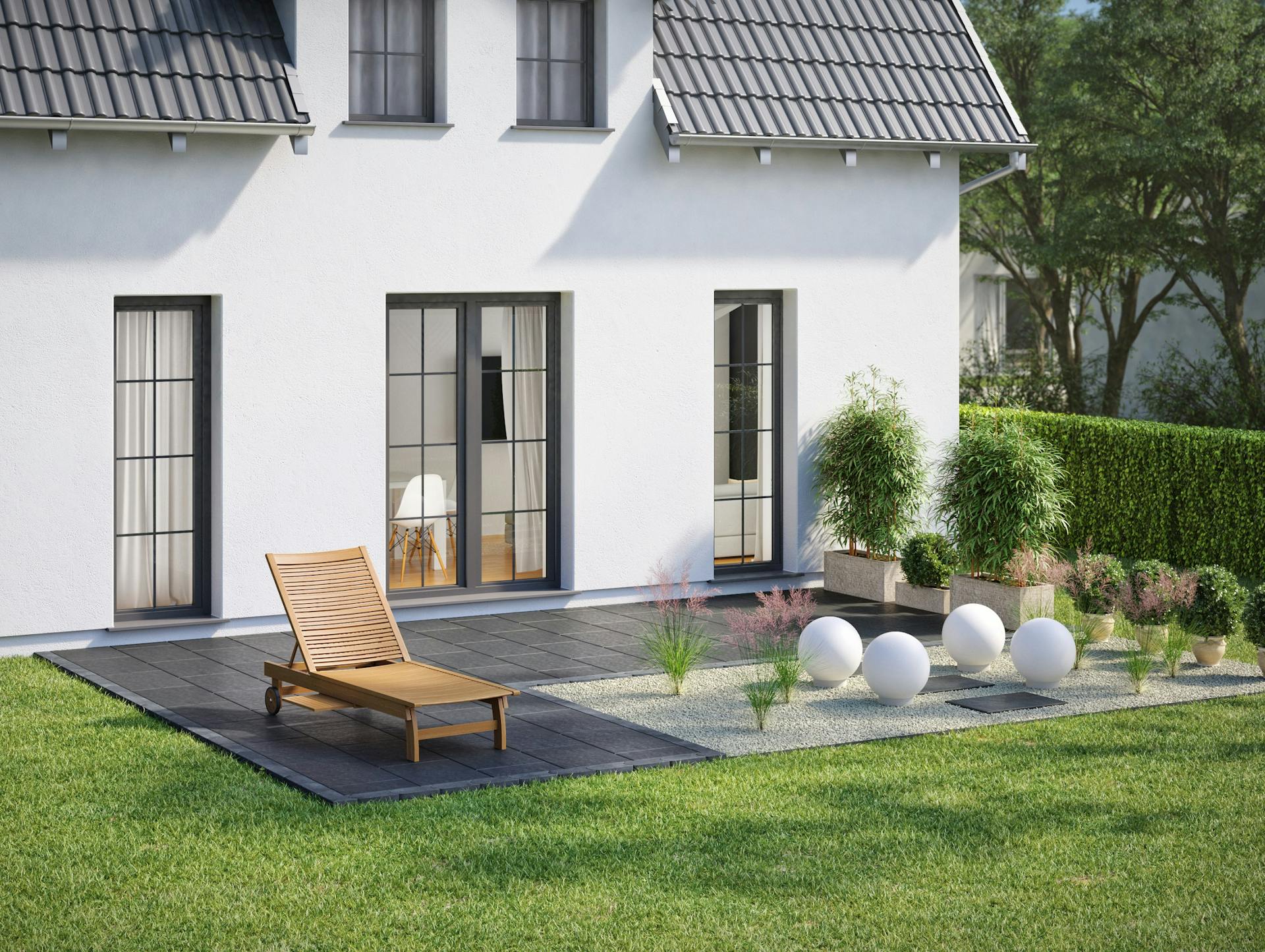 Terrasse mit Glastüren.