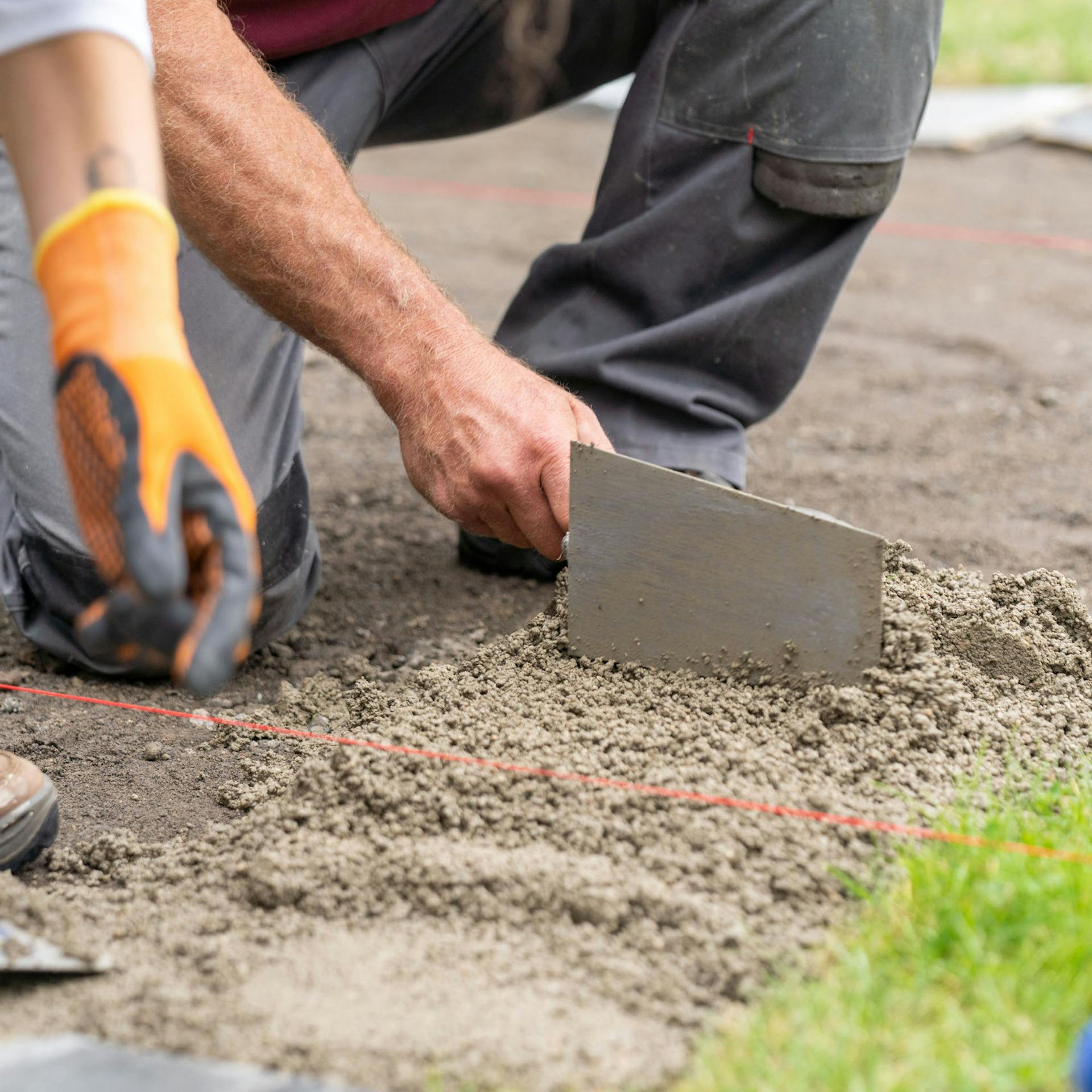 Nanášanie malty murárskou lyžicou