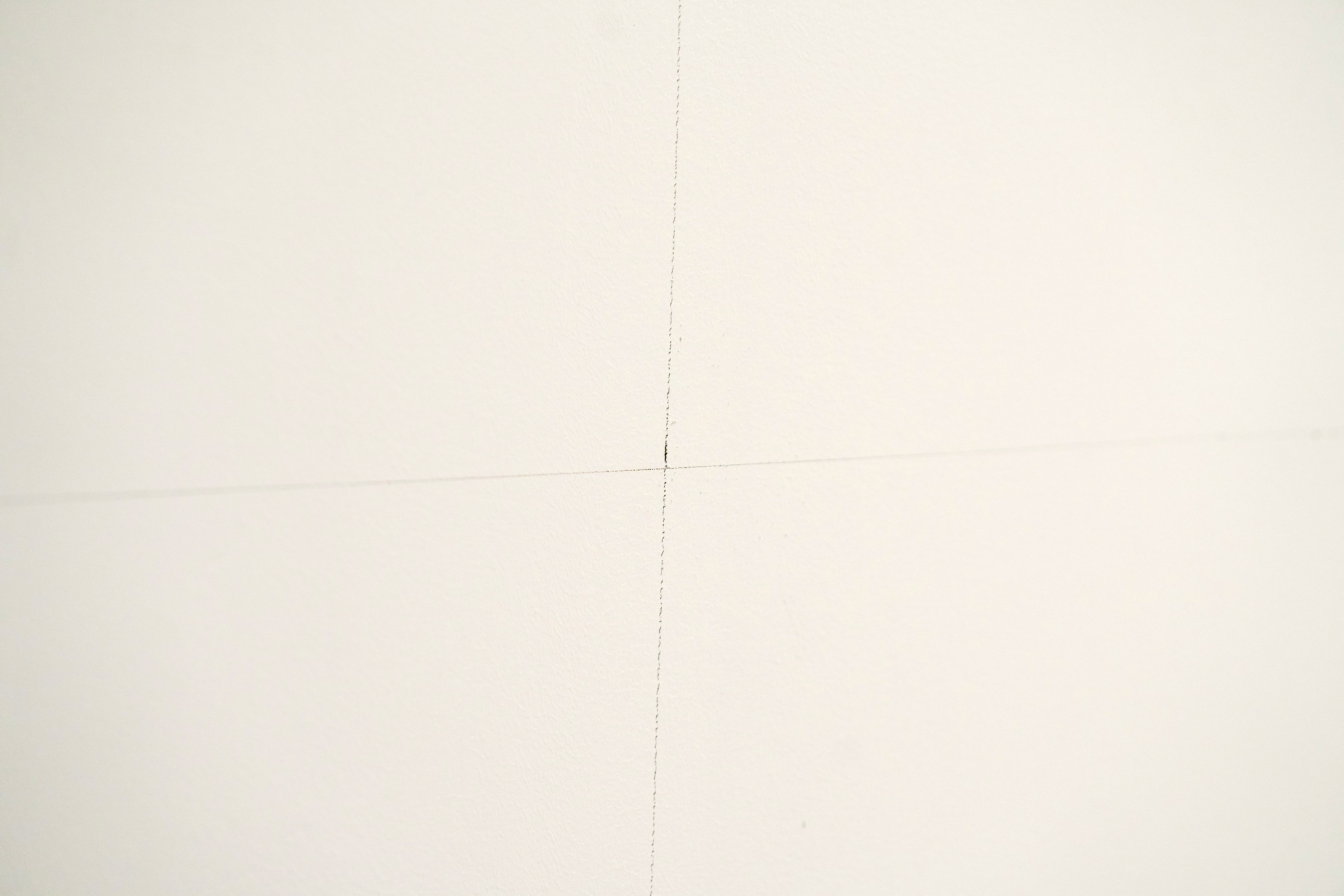 Nahaufnahme von Hilfslinien für Tapeten