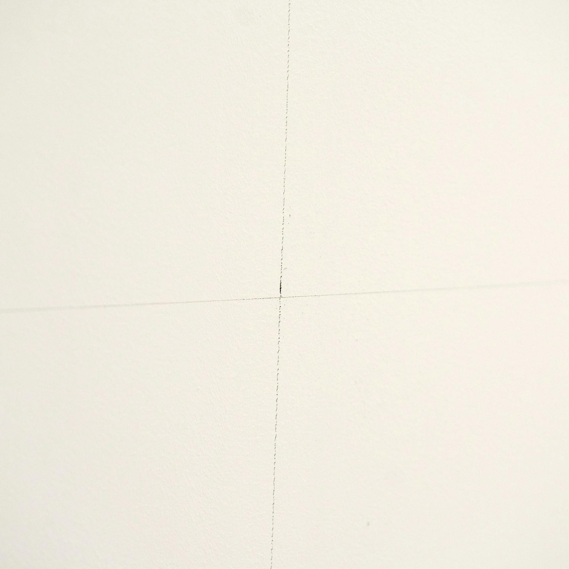 Nahaufnahme von Hilfslinien für Tapeten