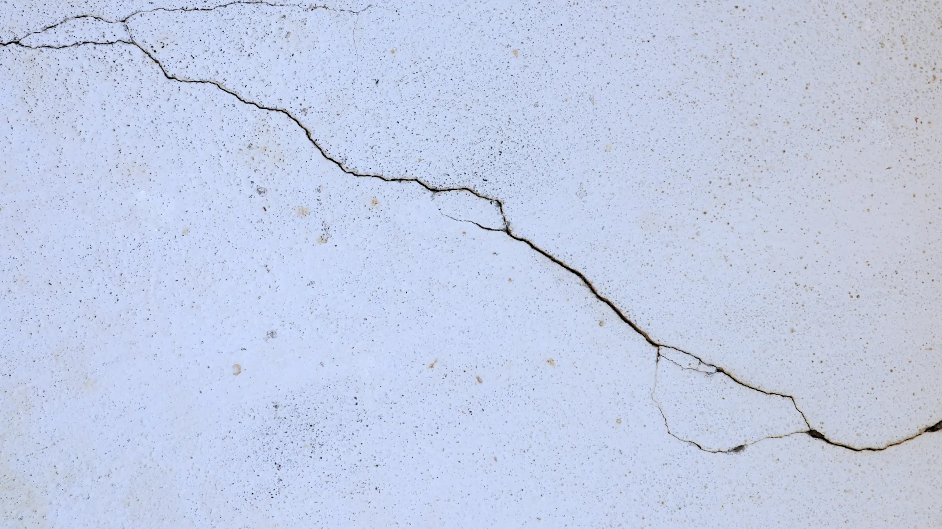 Schrumpfrisse im Putz