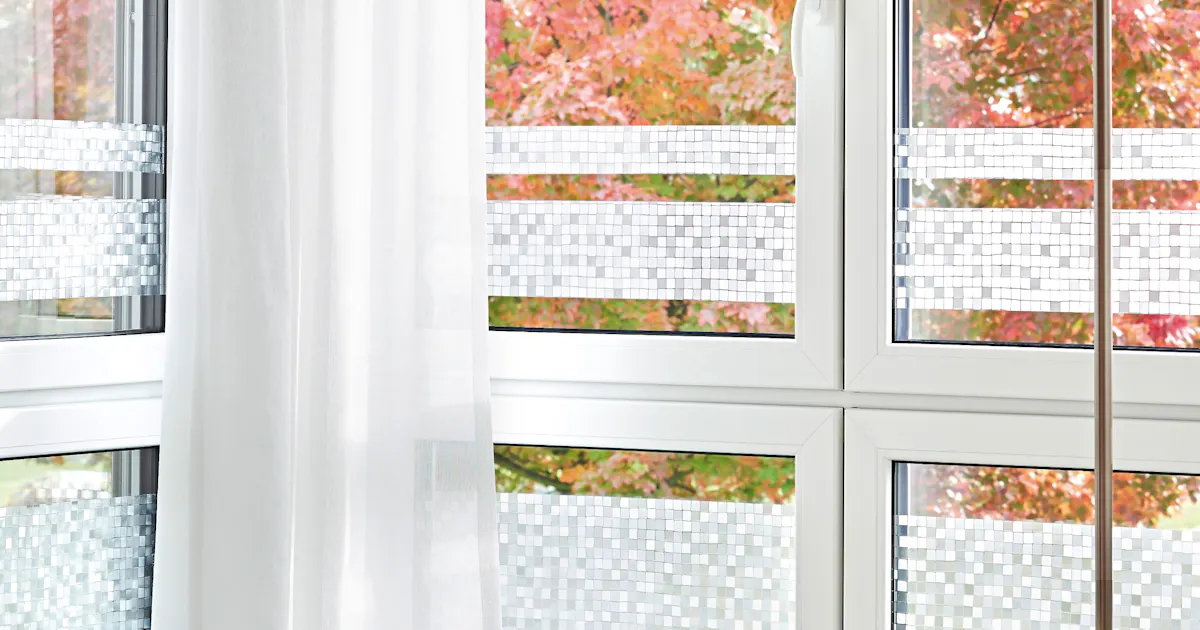 Fensterfolie anbringen – Anleitung mit Video